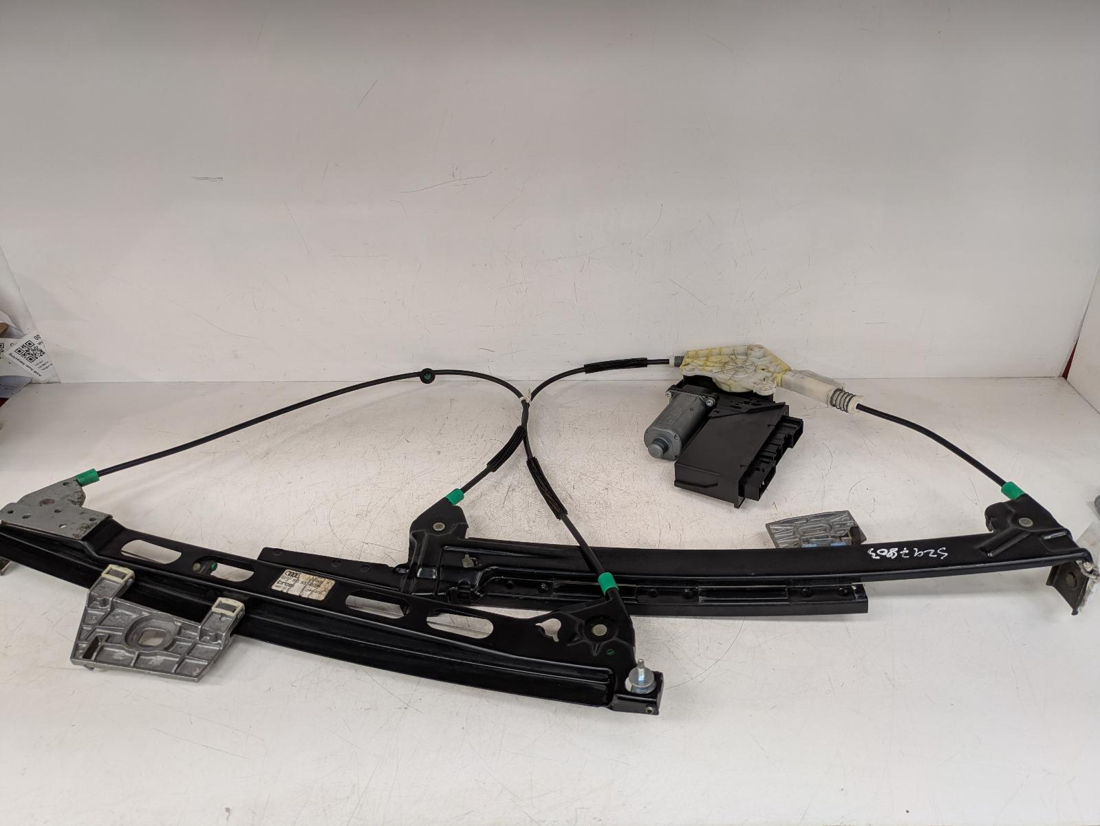 View Auto part RF Window Regulator Audi A4 2008