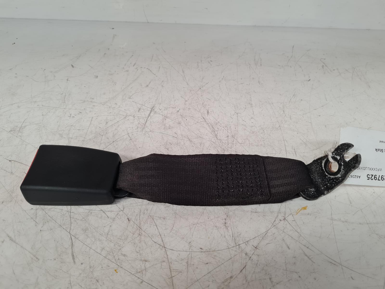 View Auto part Seat Belt Ford Focus 2008