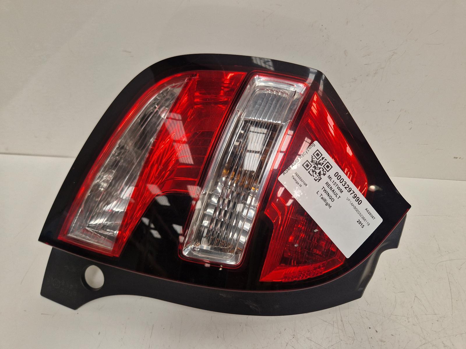 View Auto part L Taillight Renault Twingo 2015
