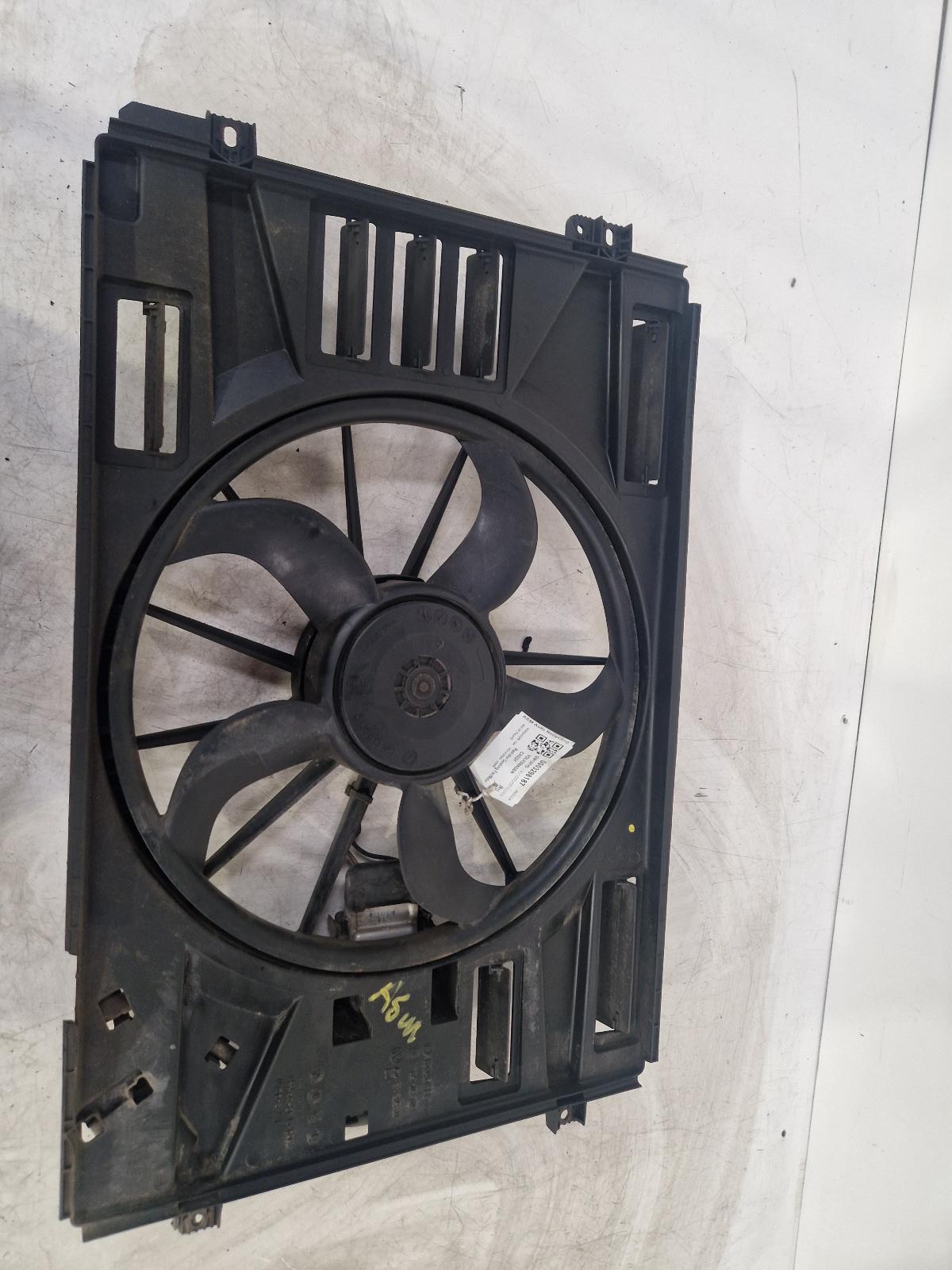 View Auto part Engine Cooling Motor Volkswagen Caddy 2015