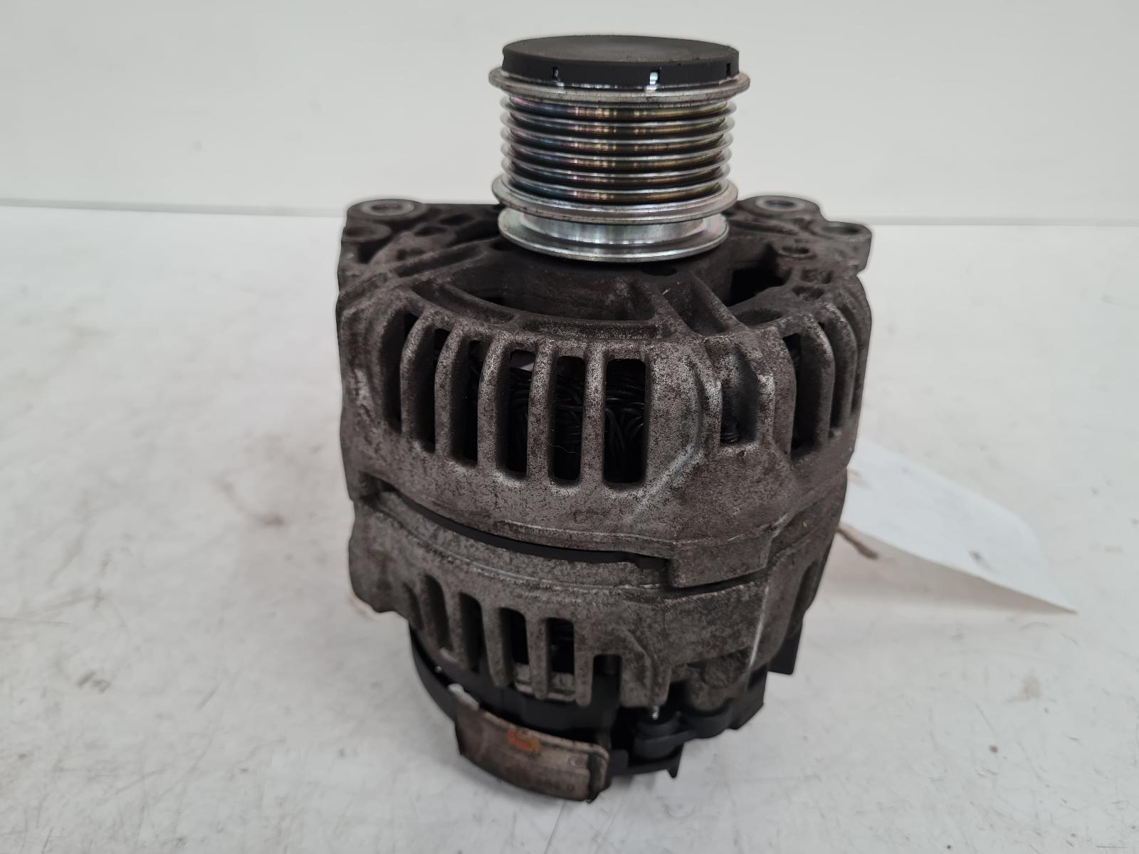 View Auto part Alternator Volkswagen Caddy 2015
