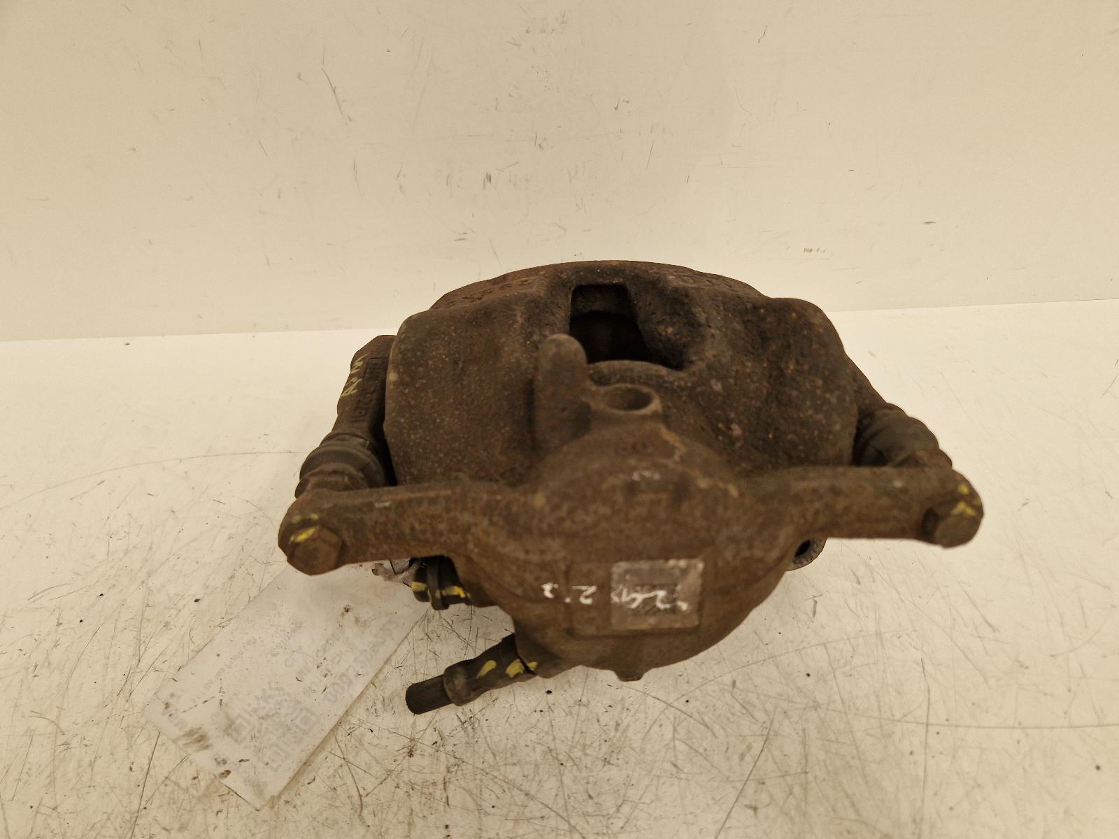 View Auto part Caliper Mercedes Cla 2016