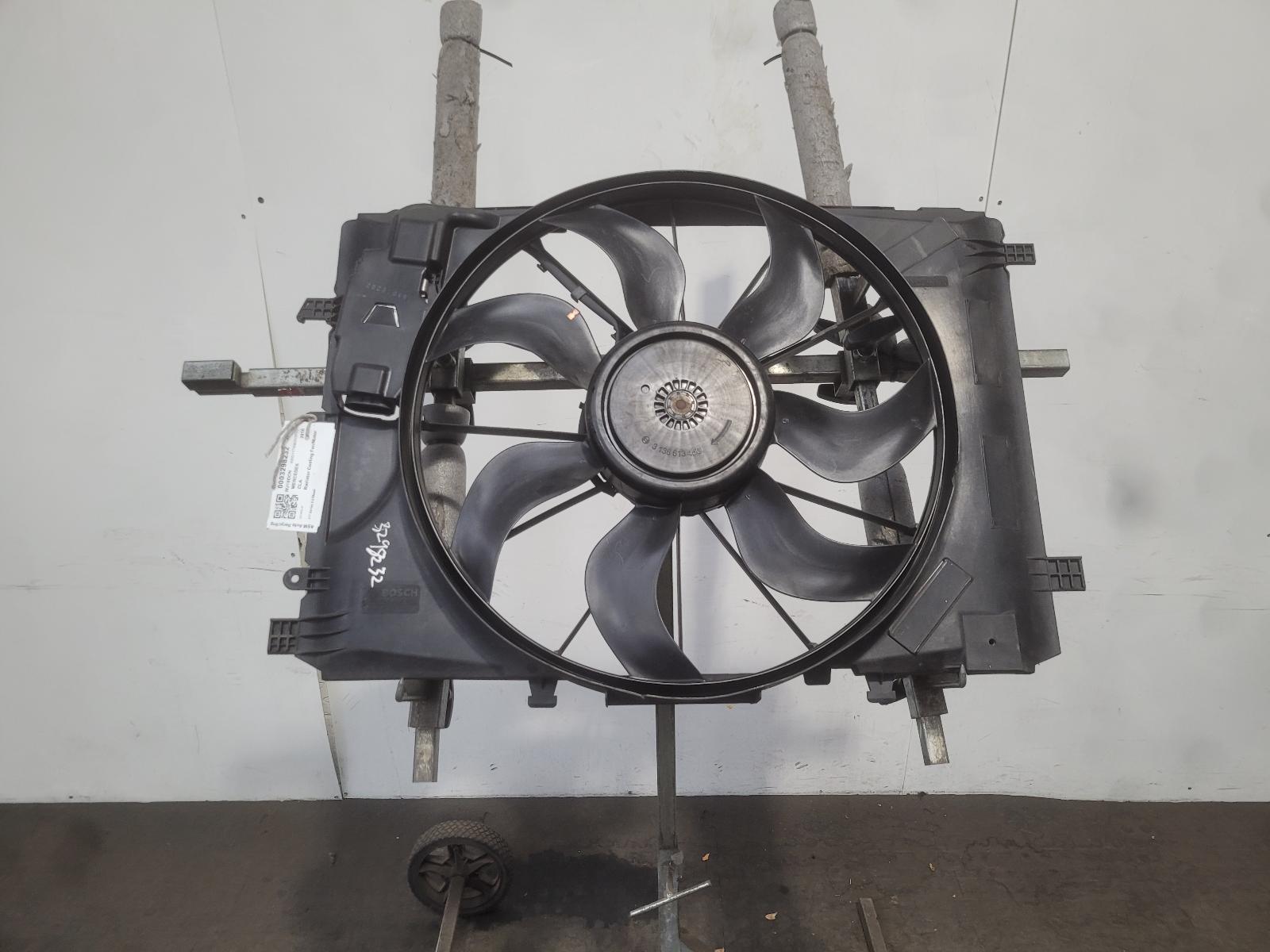 View Auto part Engine Cooling Motor Mercedes Cla 2016