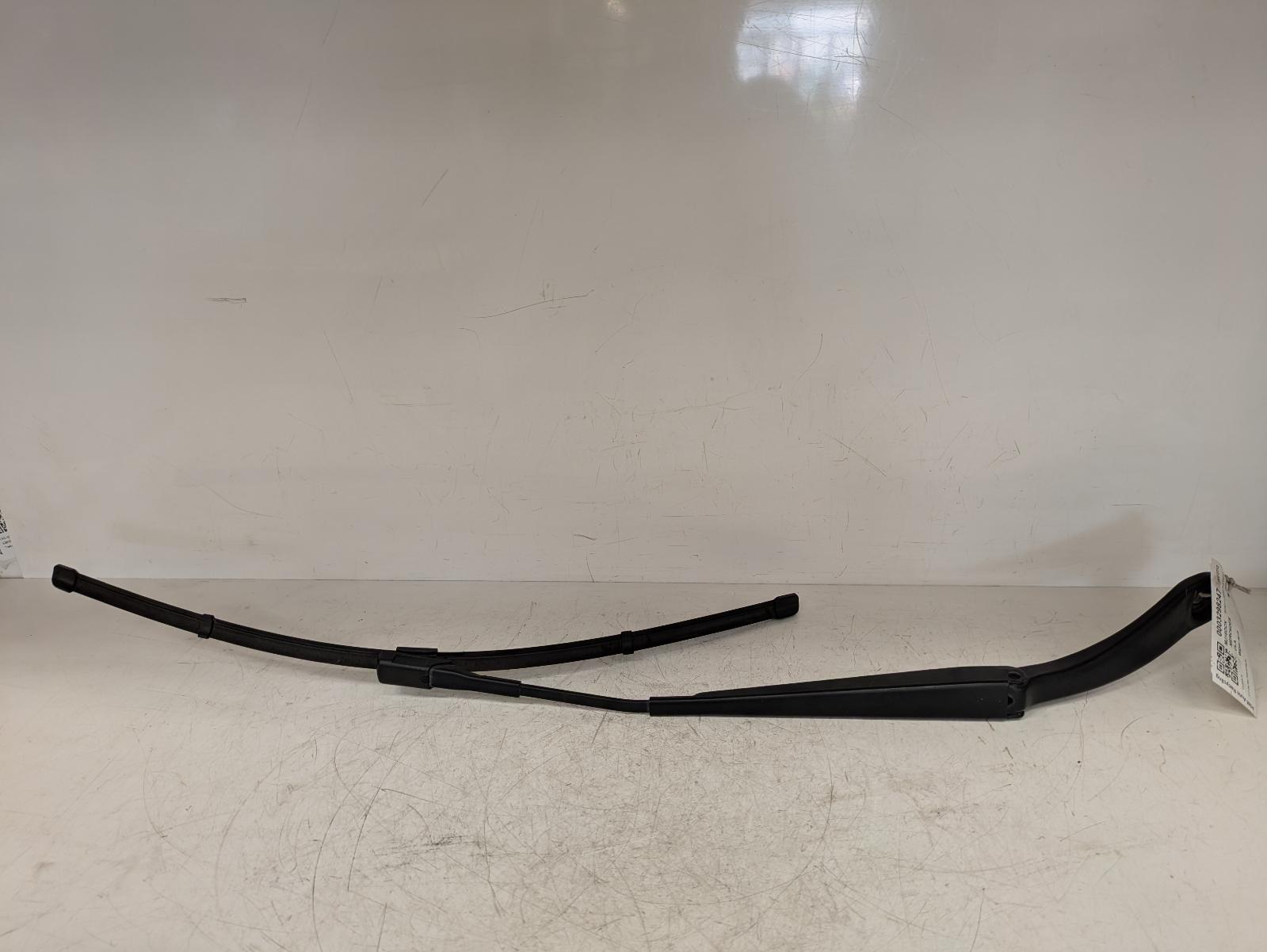 View Auto part Wiper Arm Mercedes Cla 2016