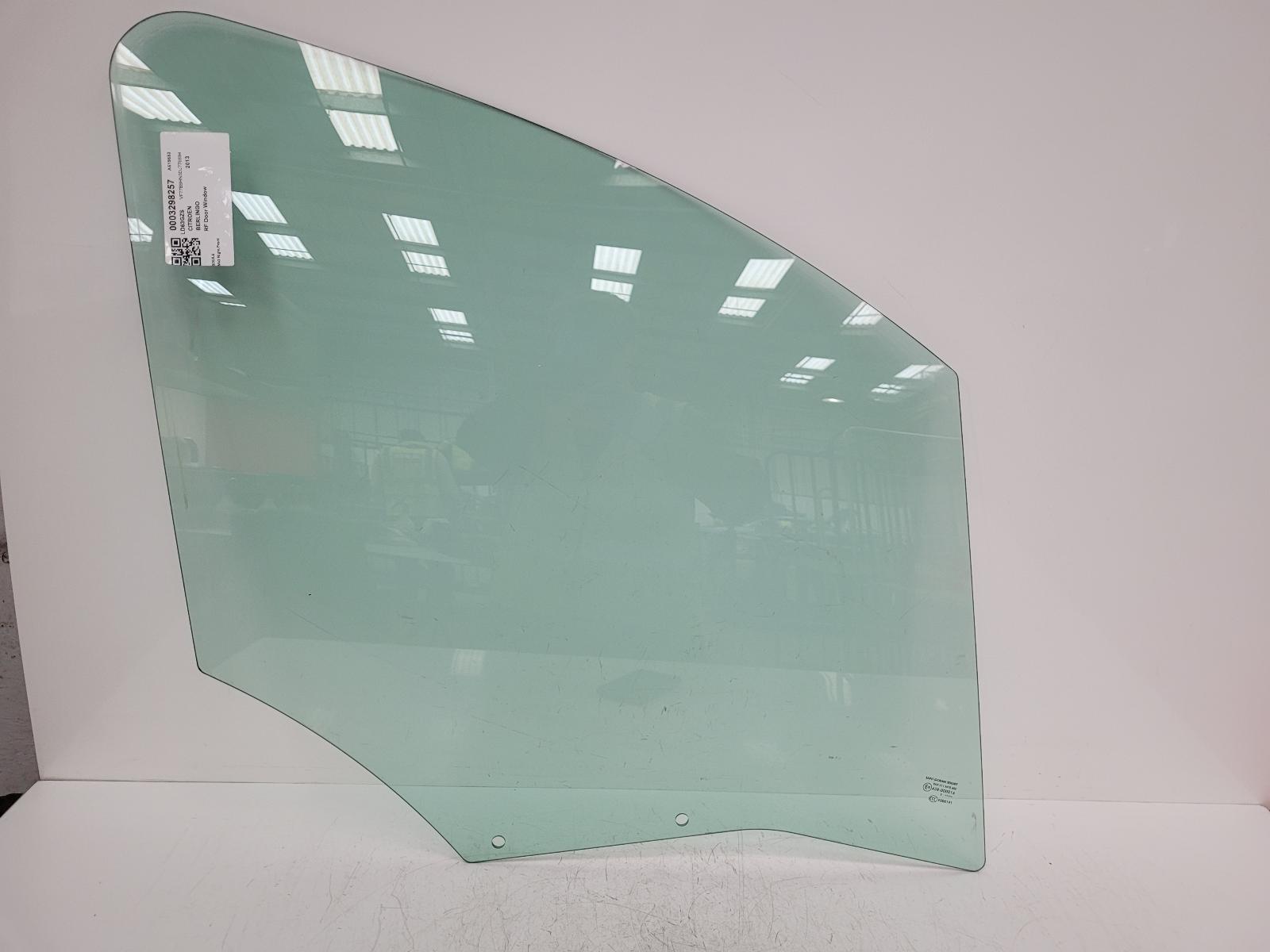View Auto part RF Door Window Citroen Berlingo 2013