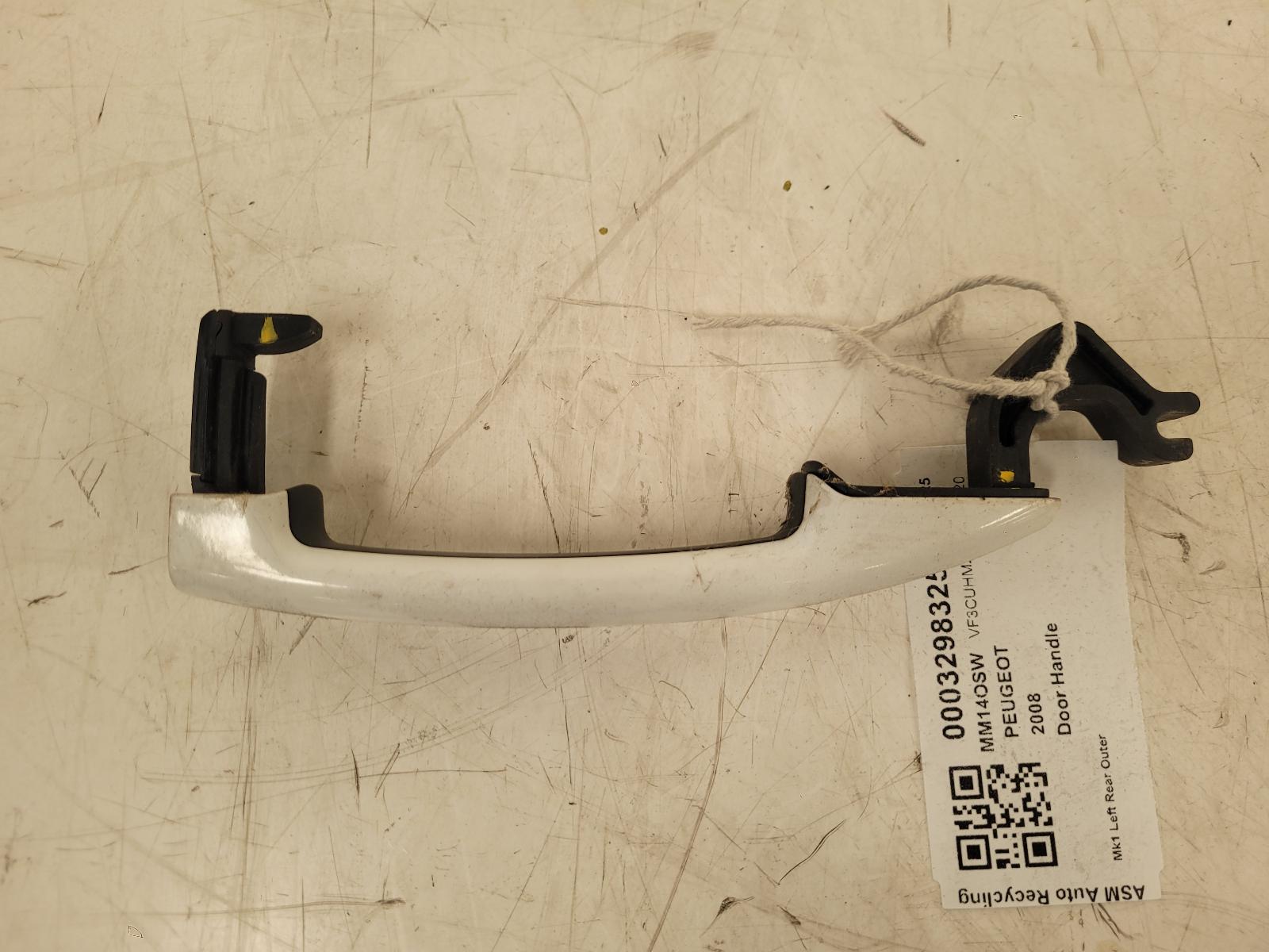 View Auto part Door Handle Peugeot 2008 2014