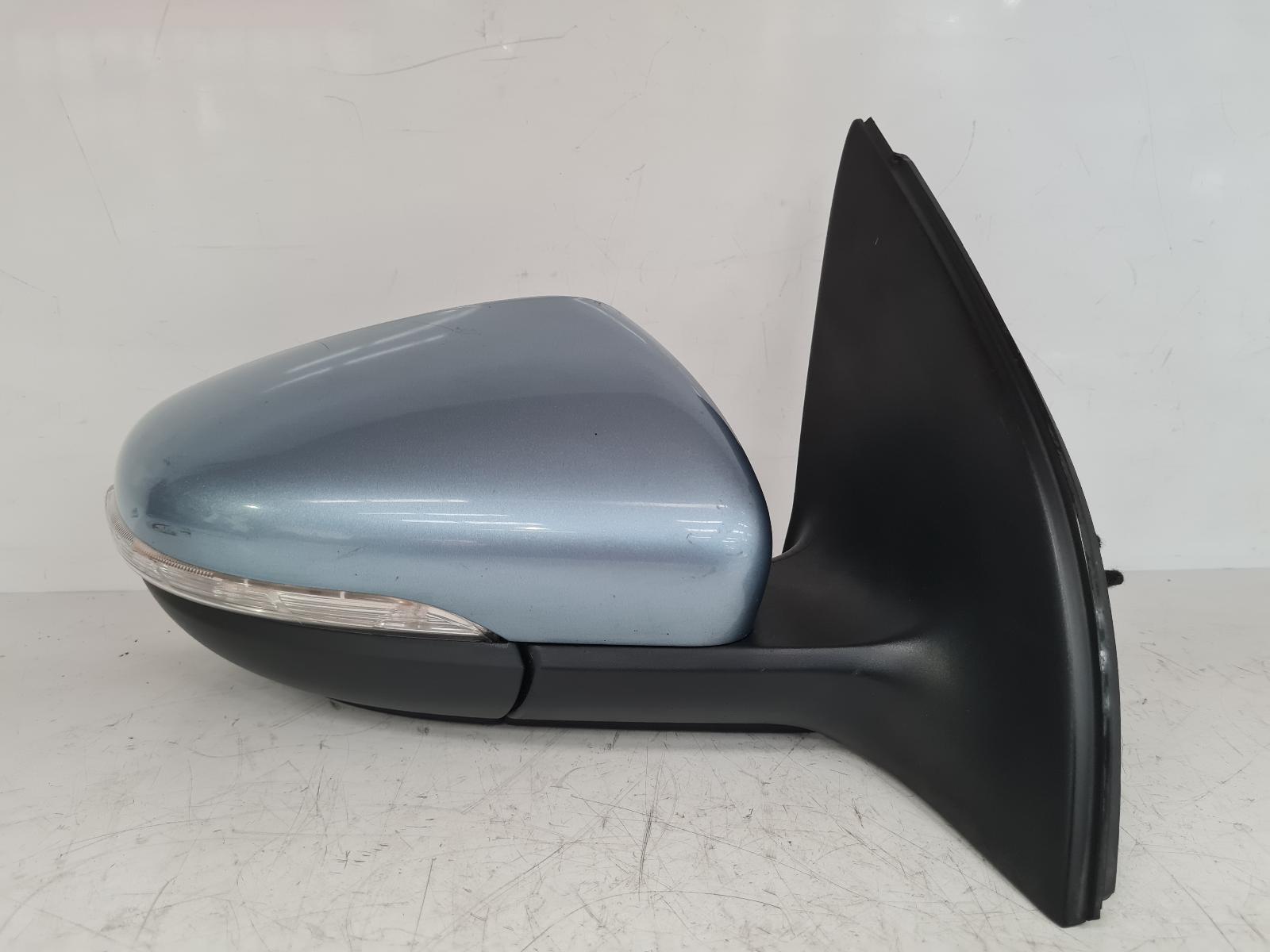 View Auto part R Door Mirror Volkswagen Golf 2012