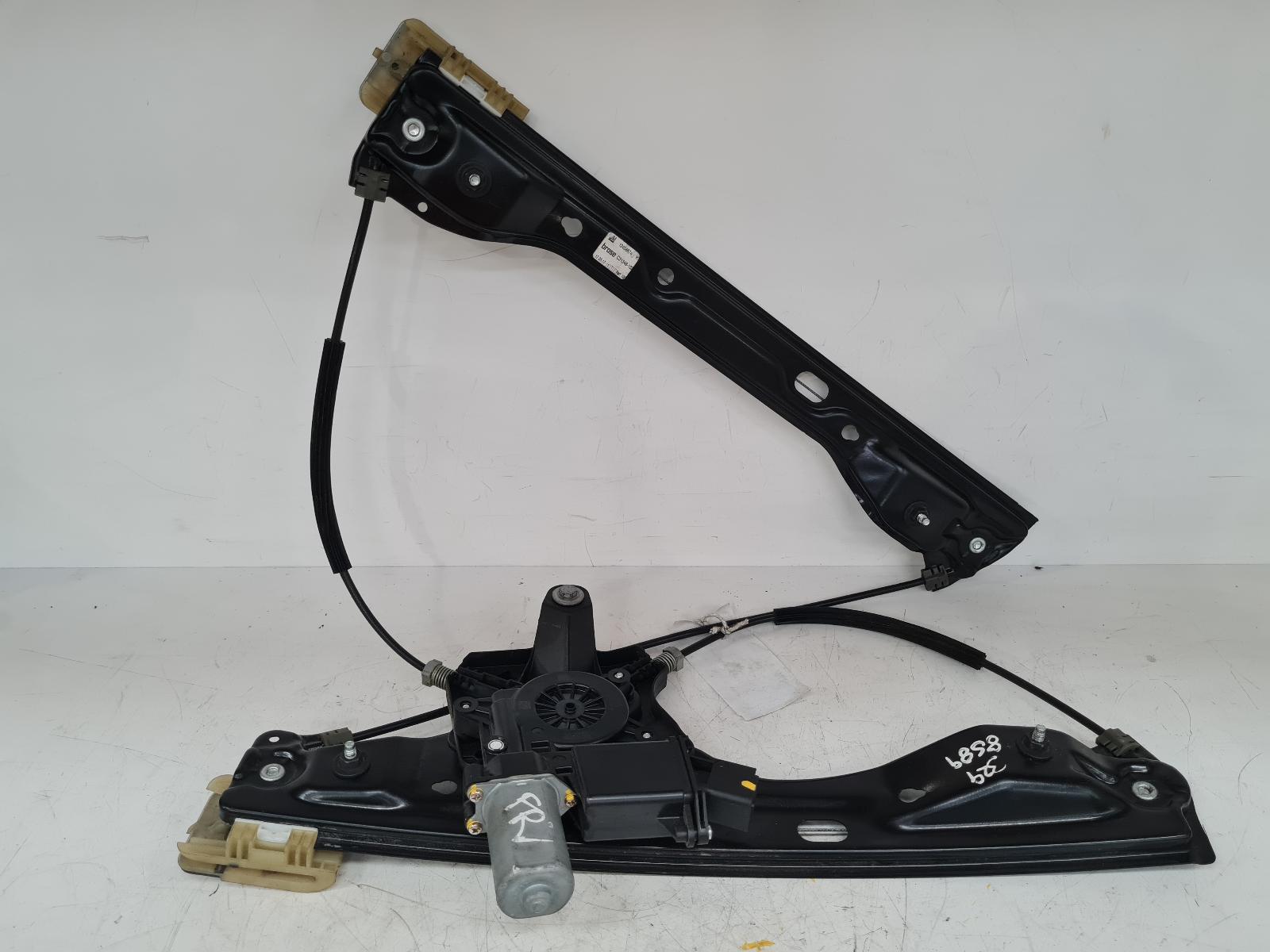 View Auto part RF Window Regulator Vauxhall Astra 2017