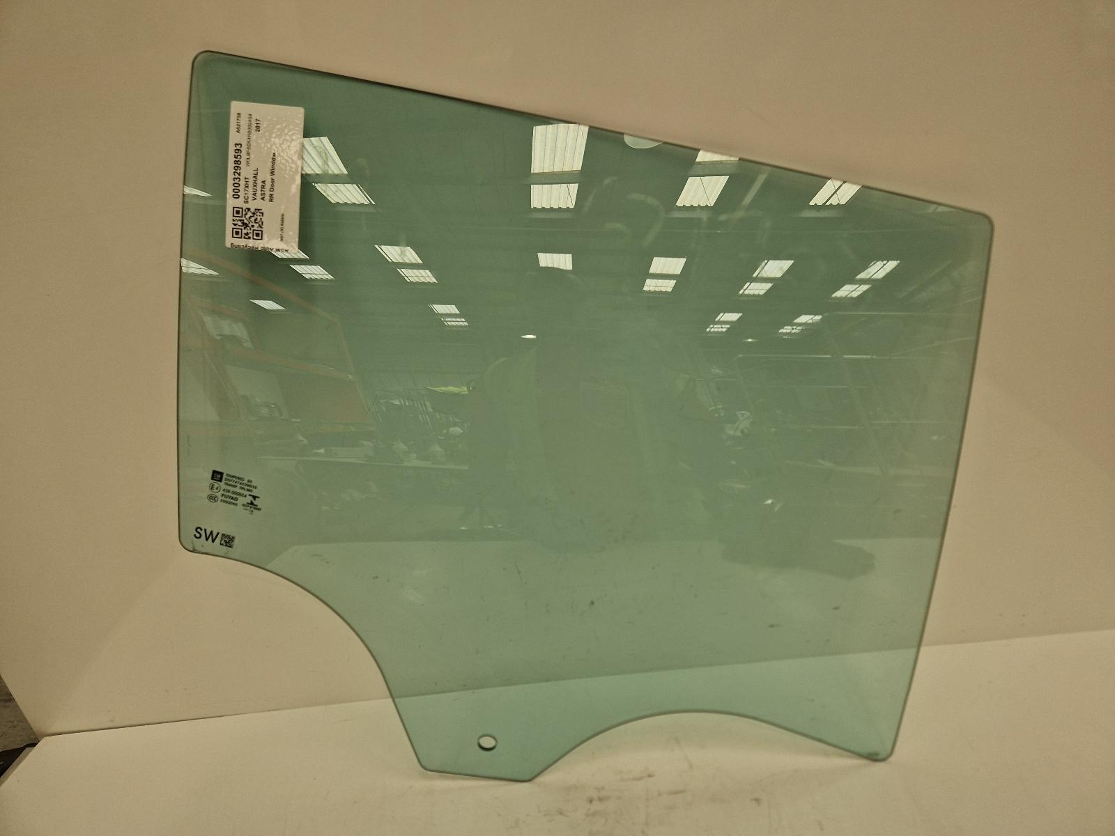 View Auto part RR Door Window Vauxhall Astra 2017