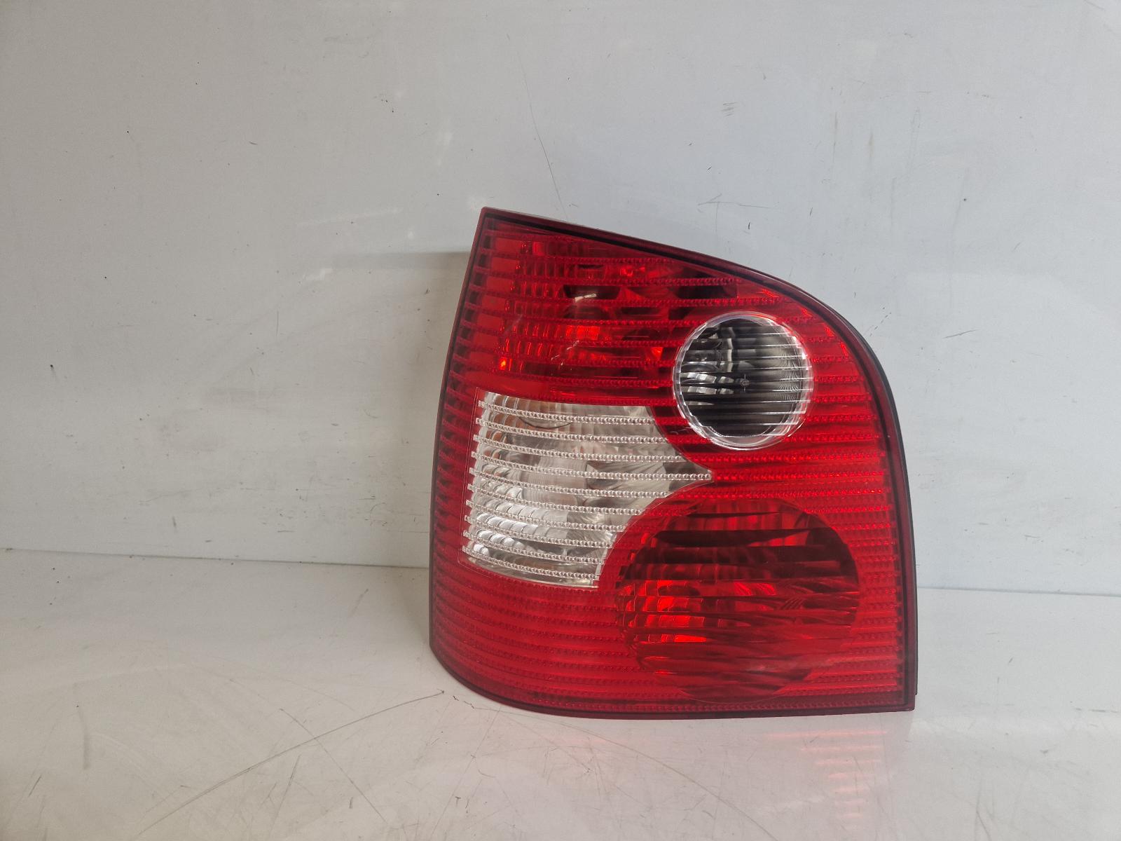 View Auto part L Taillight Volkswagen Polo 2002