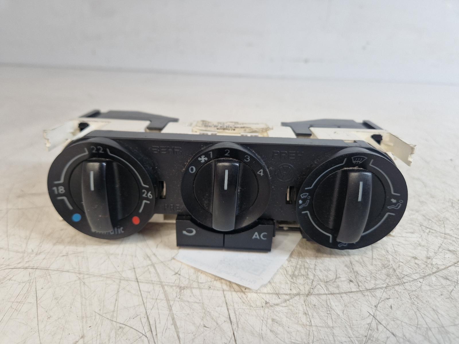 View Auto part Heater/AC Controller Volkswagen Polo 2002