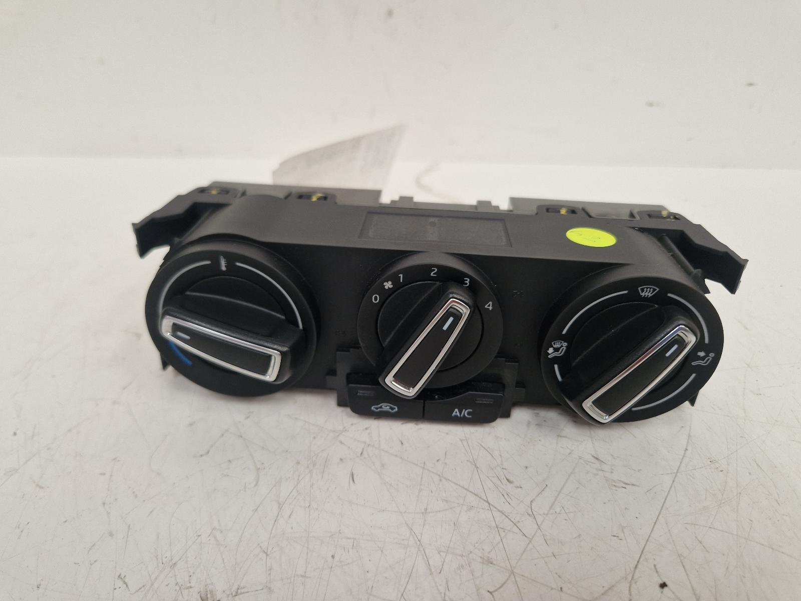 View Auto part Heater/AC Controller Seat Ibiza 2017