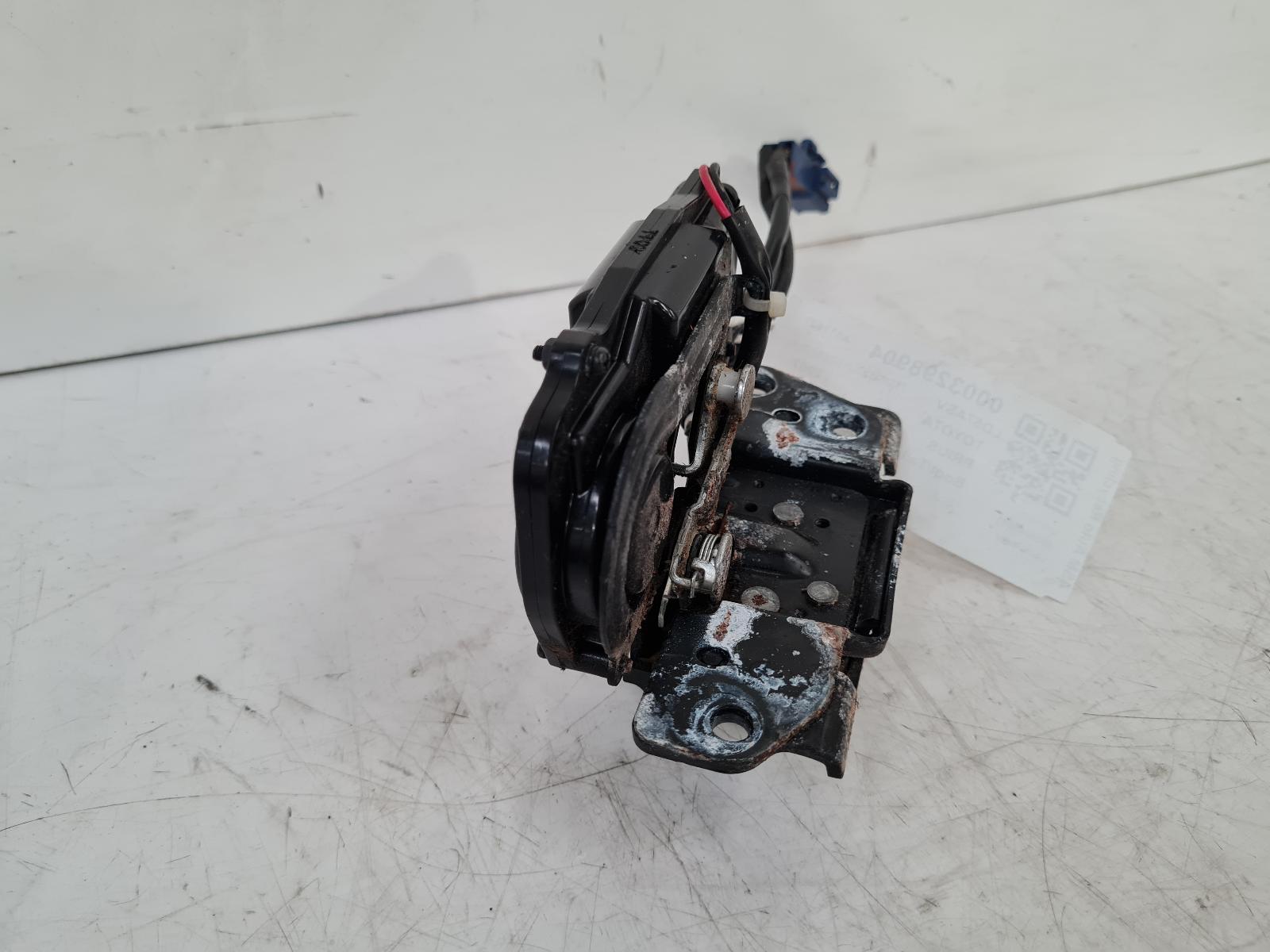 View Auto part Bootlid/Tailgate Lock Toyota Prius 2007