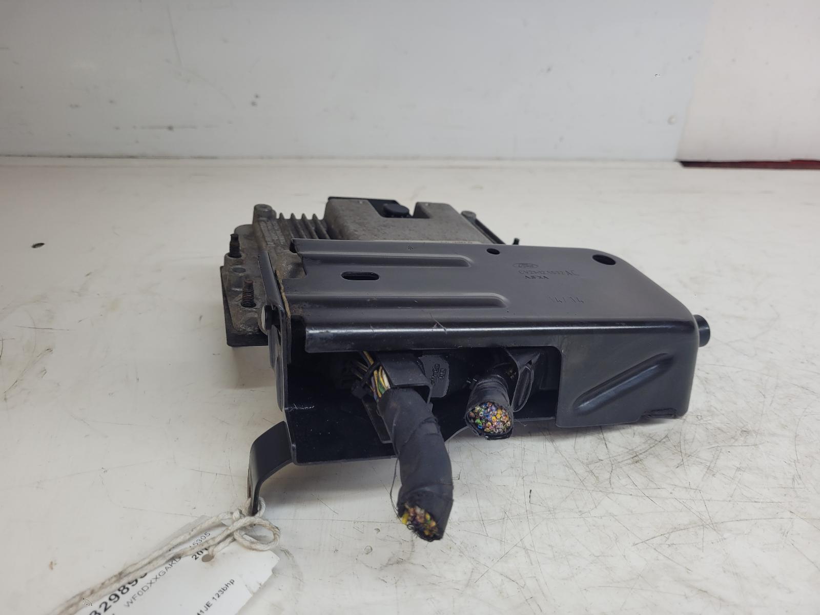 View Auto part ECU Ford Fiesta 2014