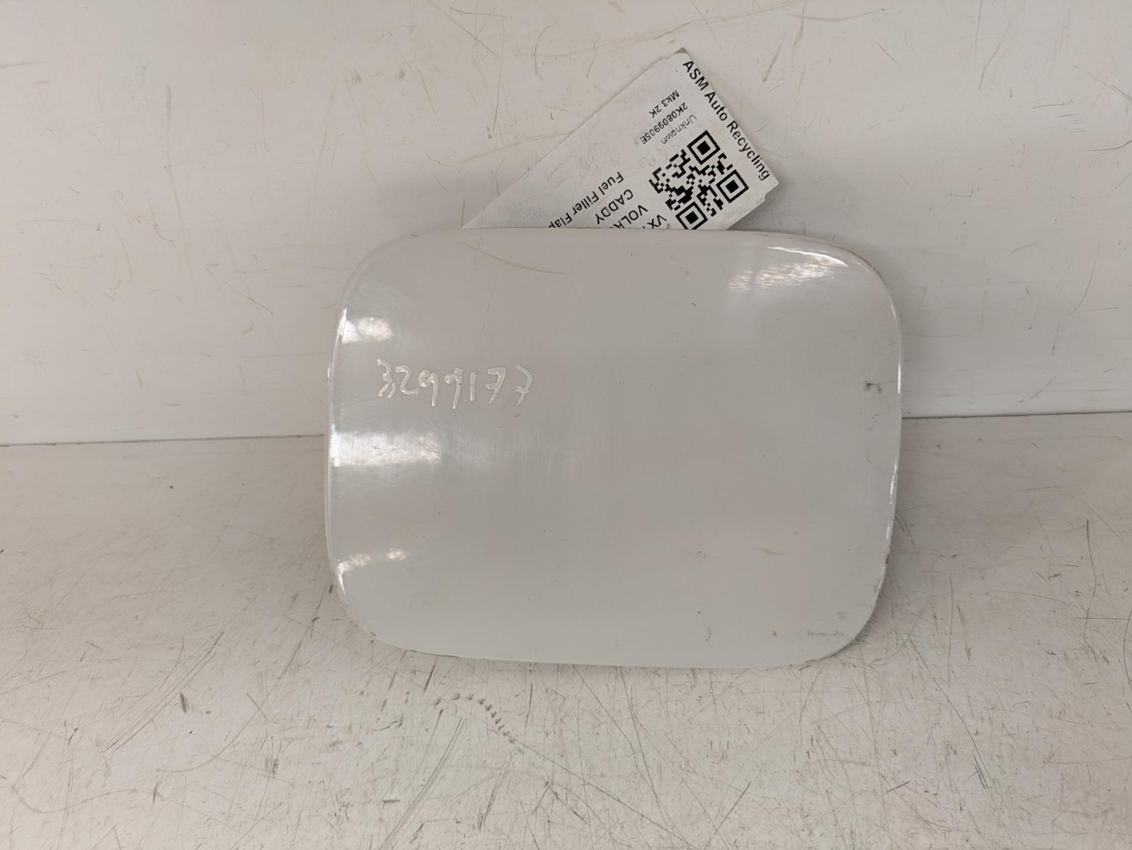 View Auto part Fuel Filler Flap Volkswagen Caddy 2013