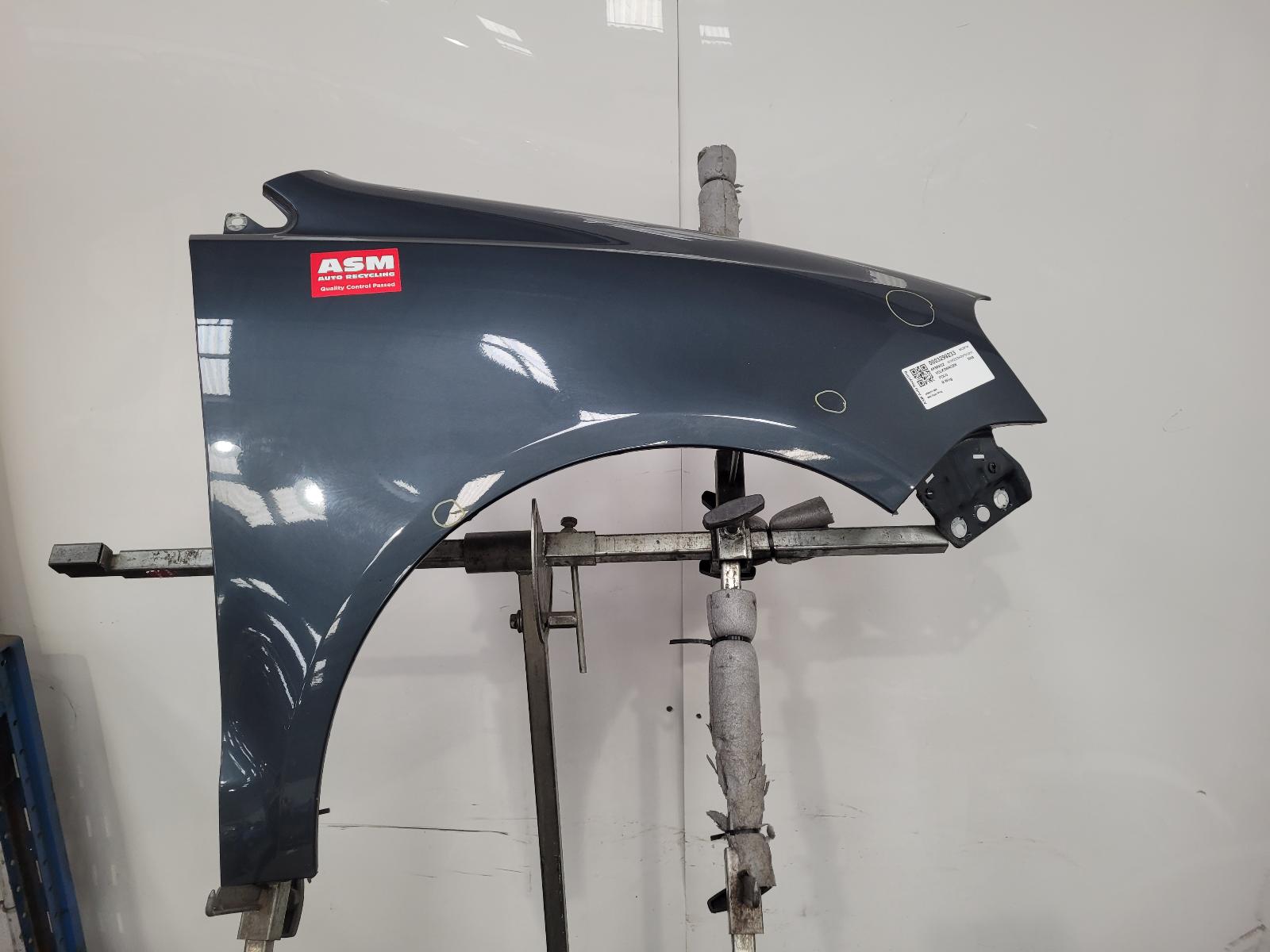 View Auto part R Wing Volkswagen Polo 2008