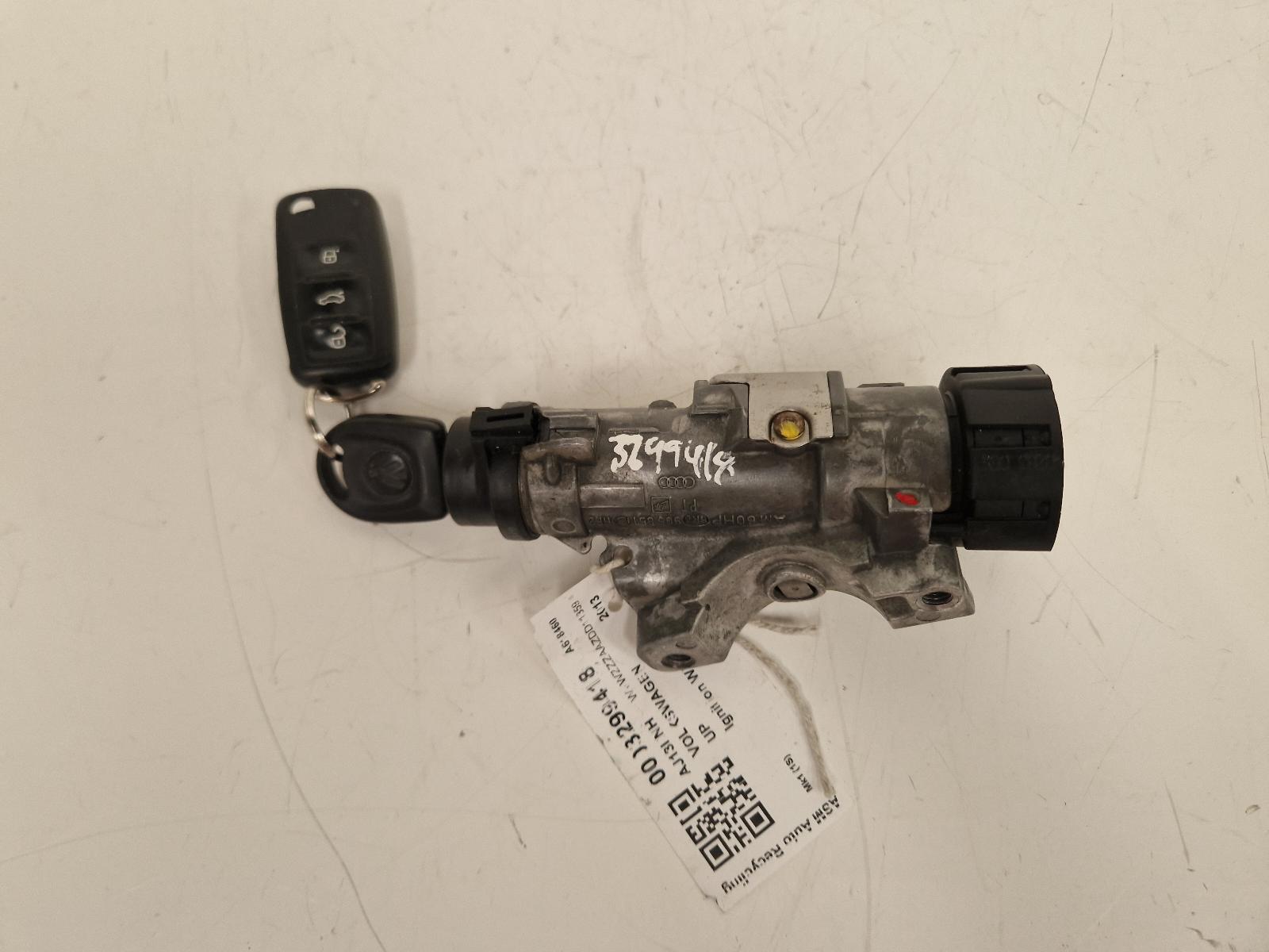 View Auto part Ignition W/Key Volkswagen Up 2013