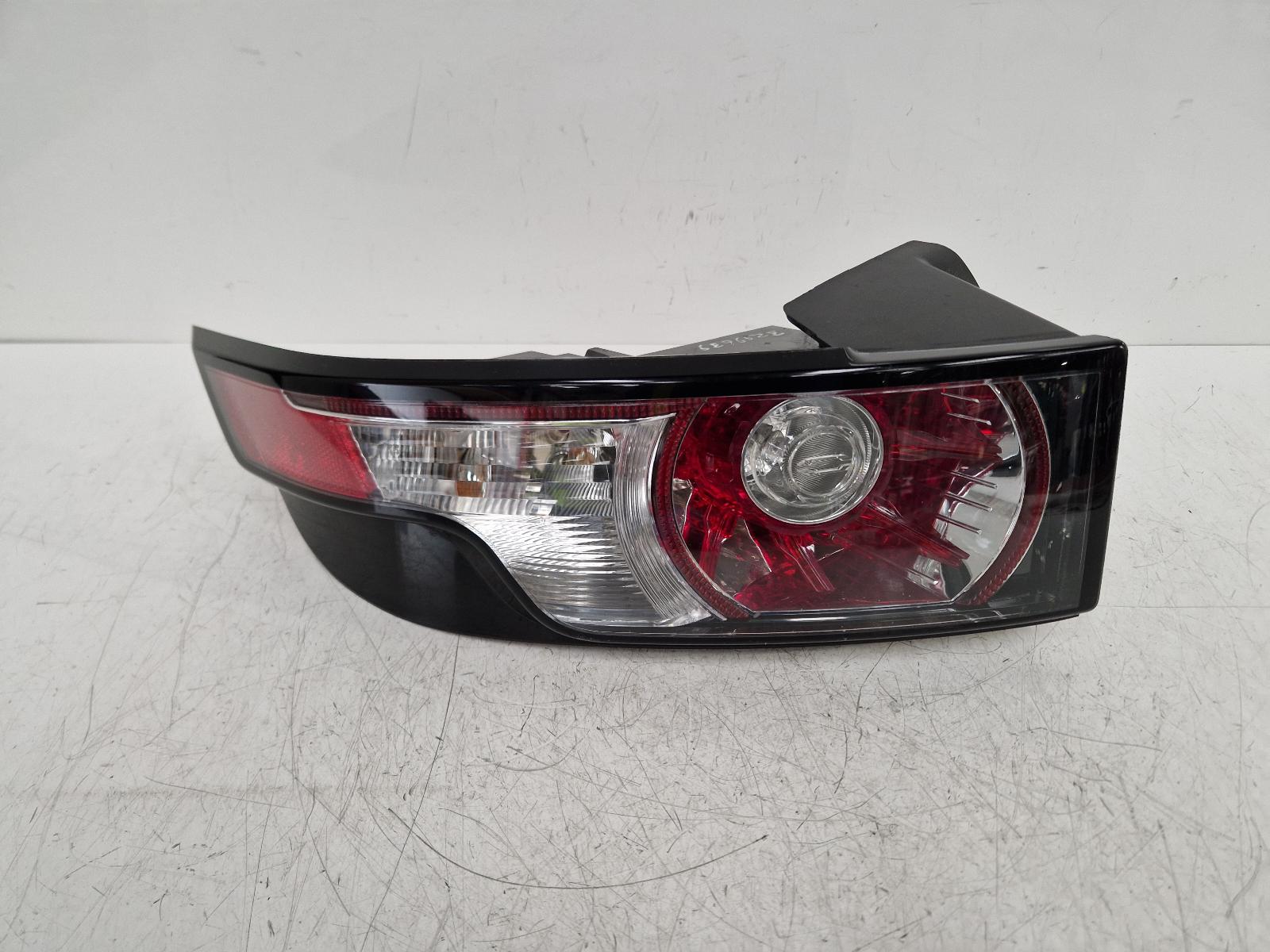 View Auto part L Taillight Land Rover Range Rover Evoque 2015