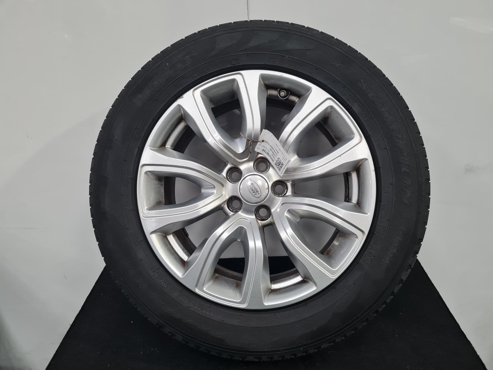View Auto part Wheel Land Rover Range Rover Evoque 2015