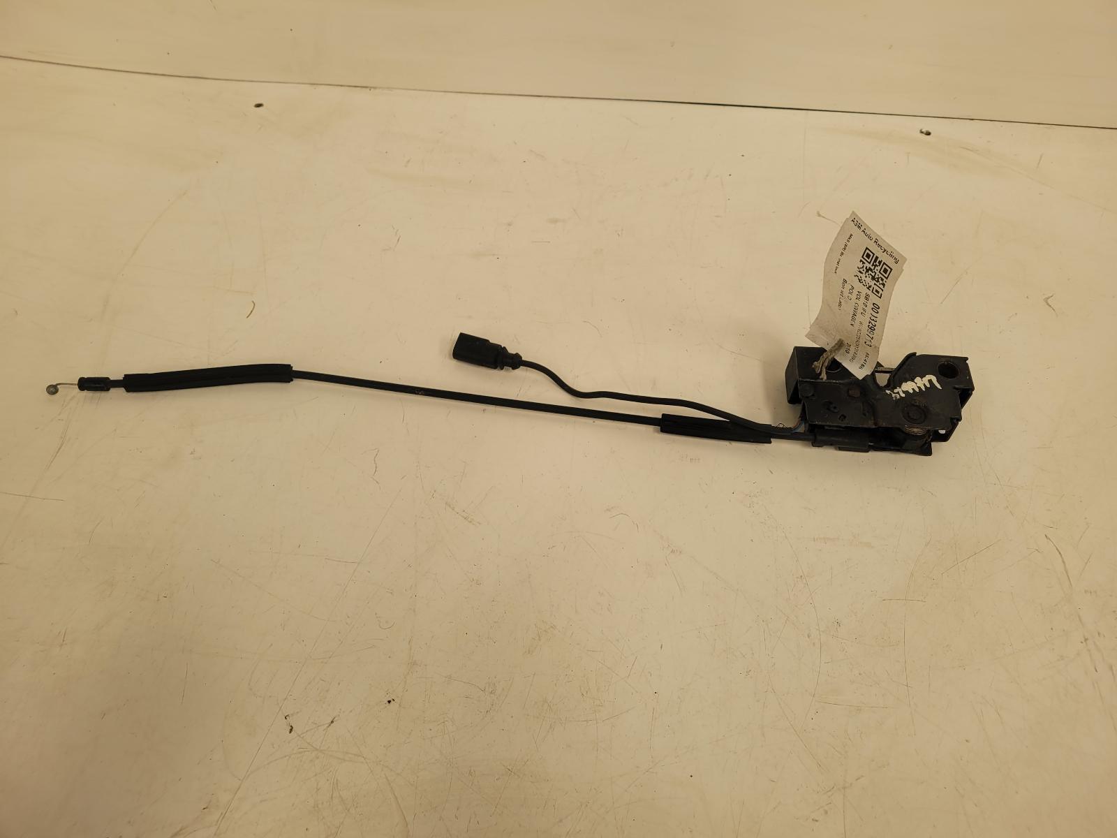 View Auto part Bonnet Latch Volkswagen Polo 2010