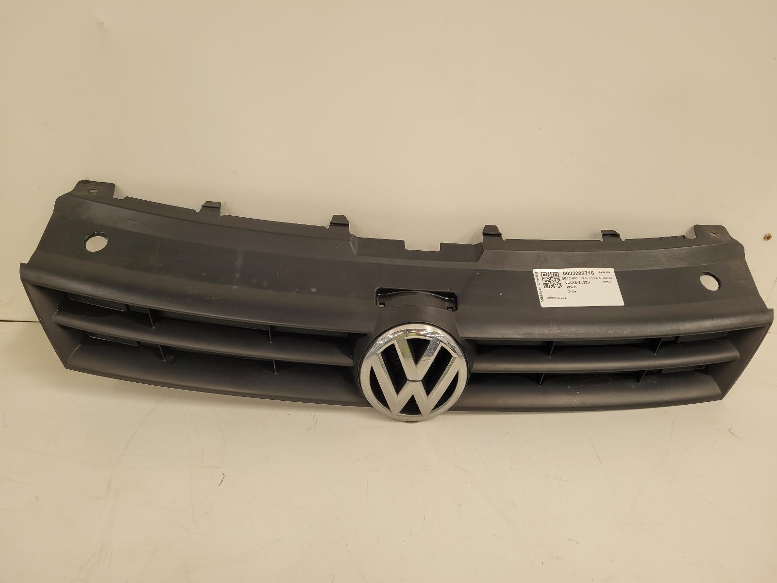 View Auto part Grille Volkswagen Polo 2010