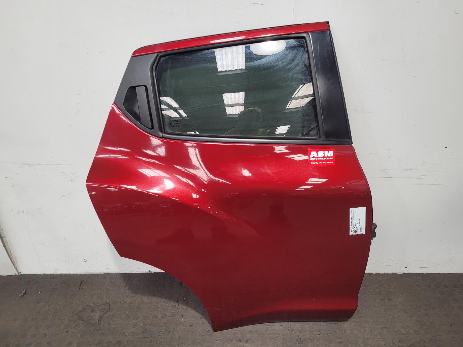 View Auto part R Rear Door Nissan Juke 2012