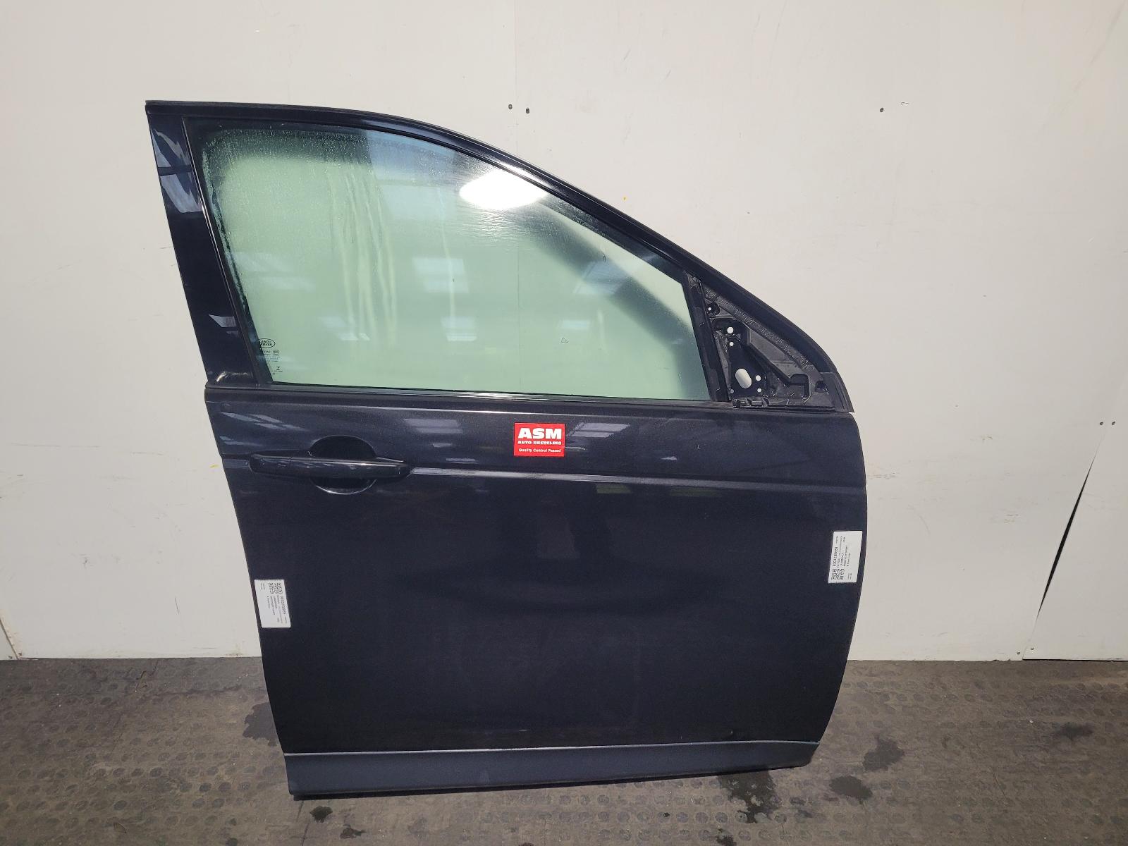 View Auto part R Front Door Land Rover Discovery Sport 2020