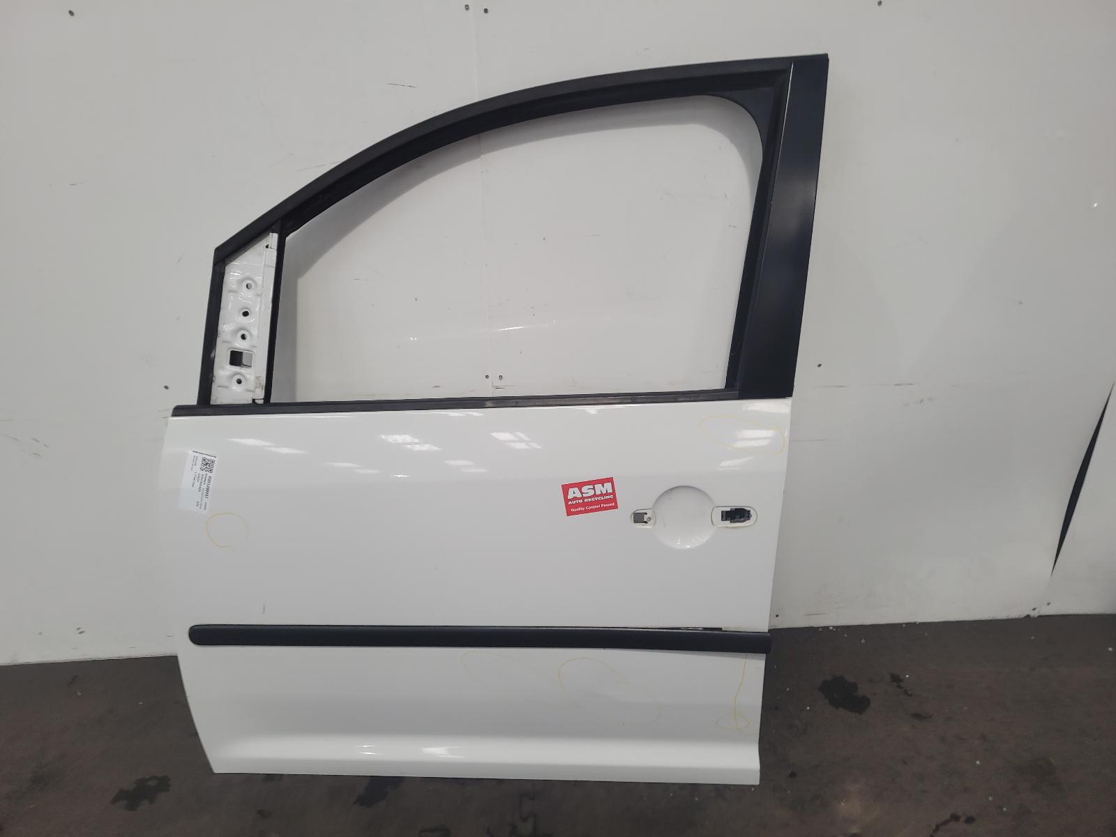 View Auto part L Front Door Volkswagen Caddy 2010