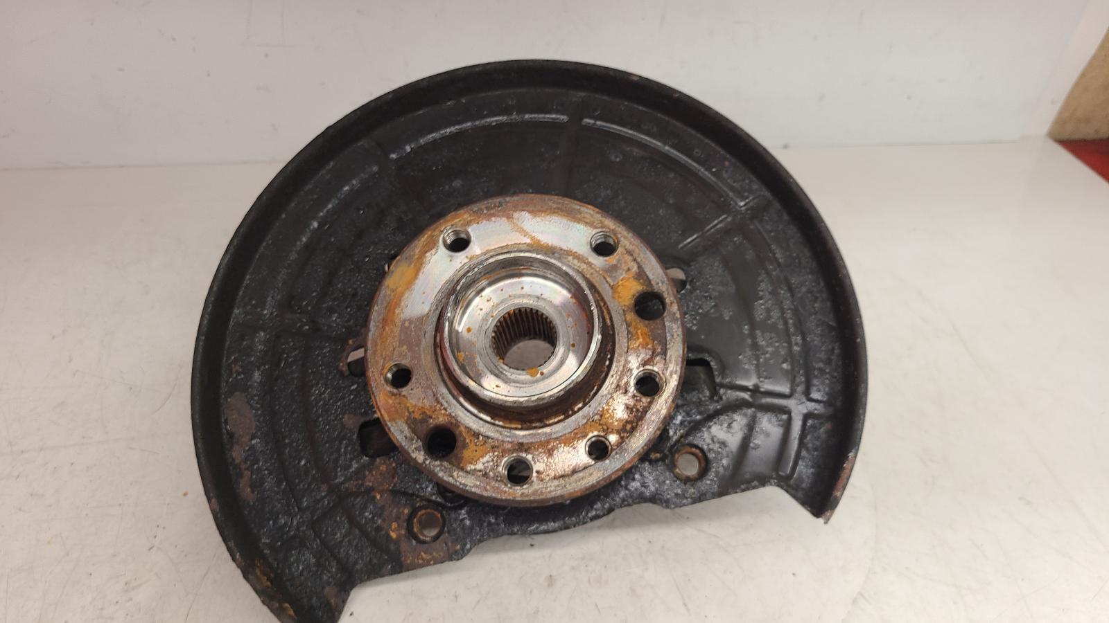 View Auto part RF Hub/Stub Axle Assembly Vauxhall Meriva 2016