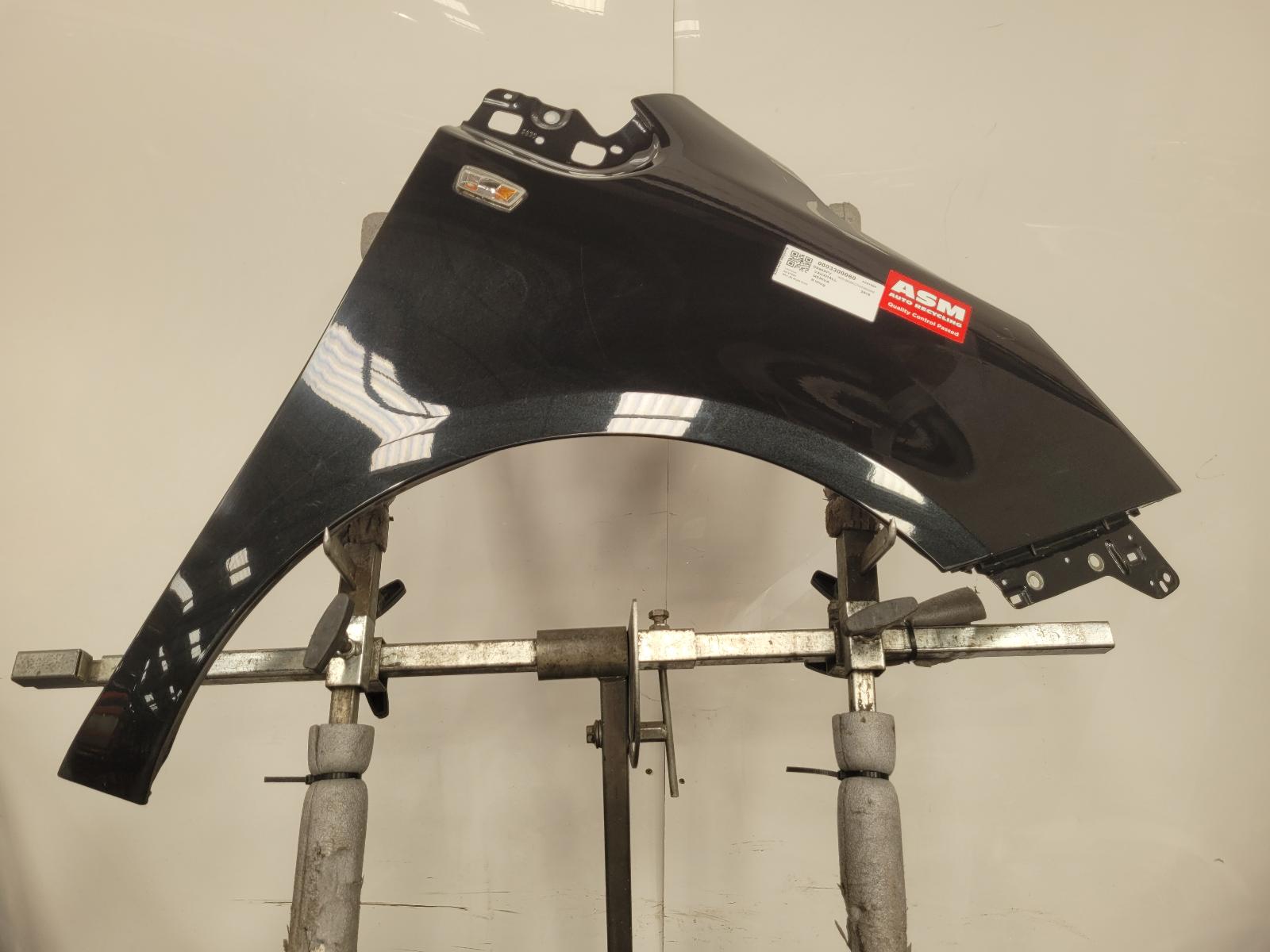 View Auto part R Wing Vauxhall Meriva 2016