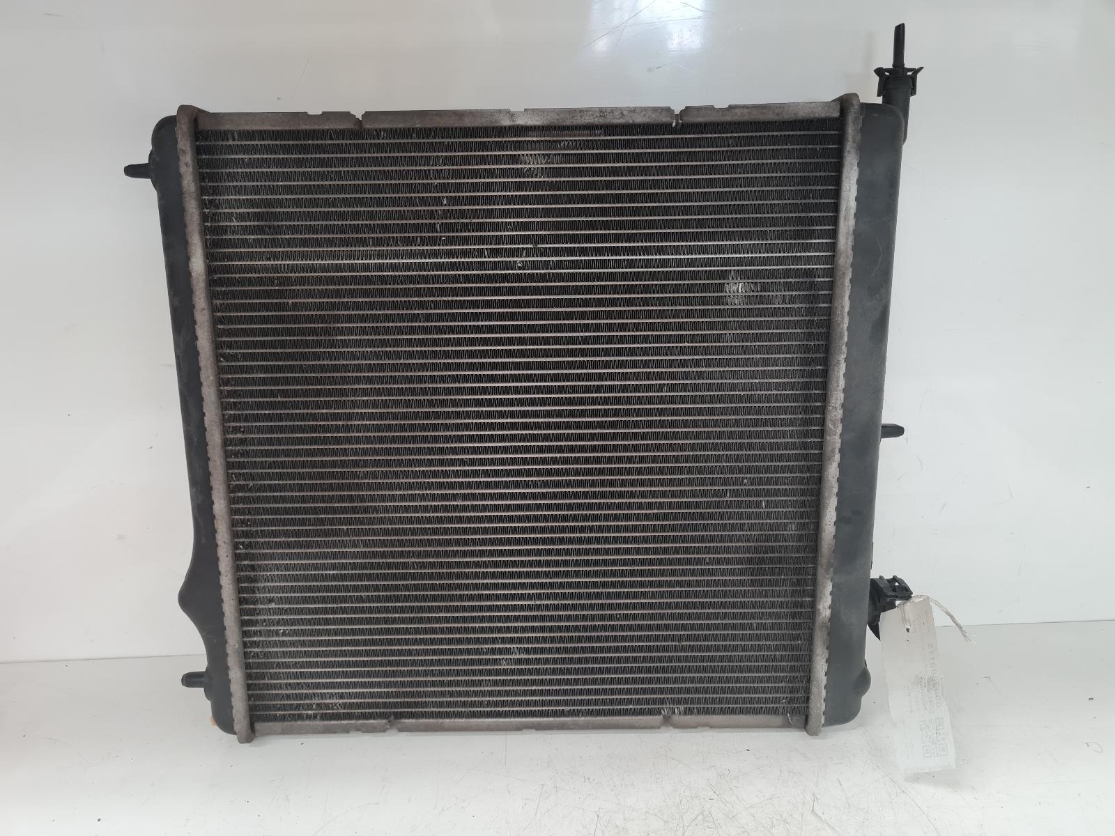 View Auto part Radiator Peugeot 208 2015