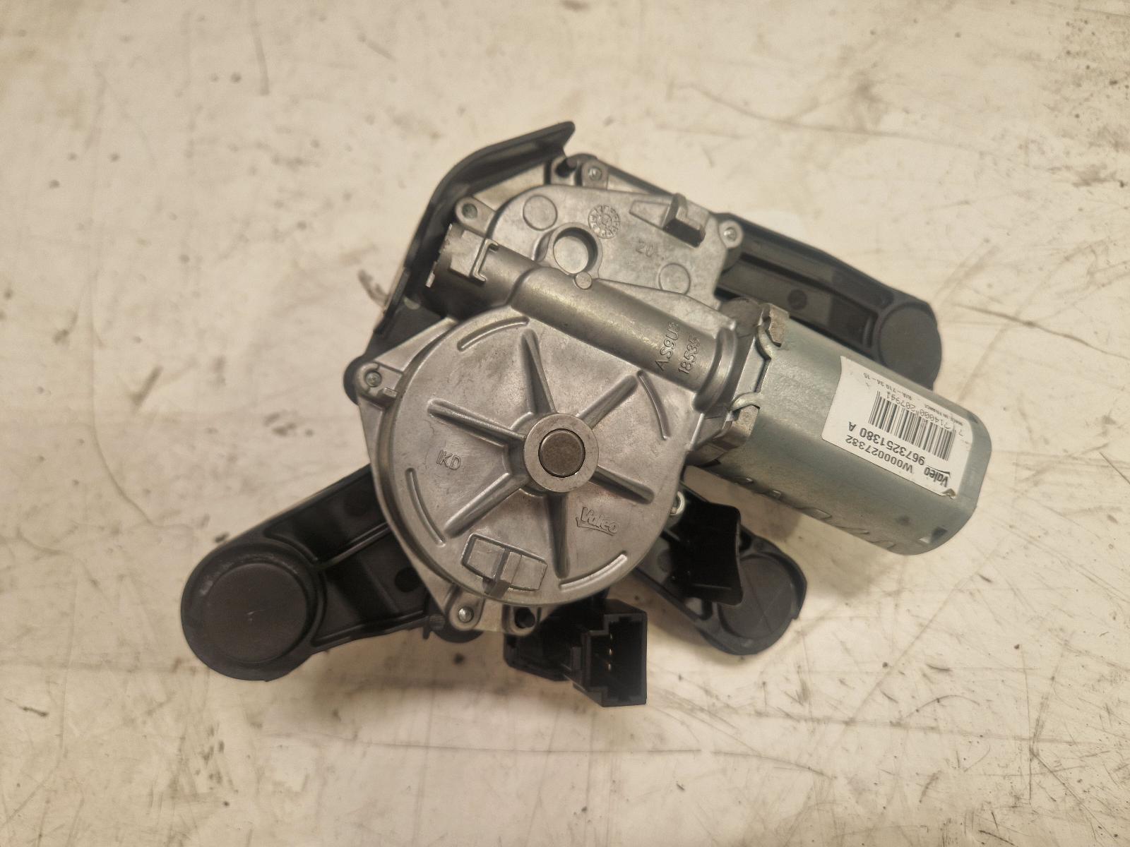 View Auto part Wiper Motor Rear Peugeot 208 2015