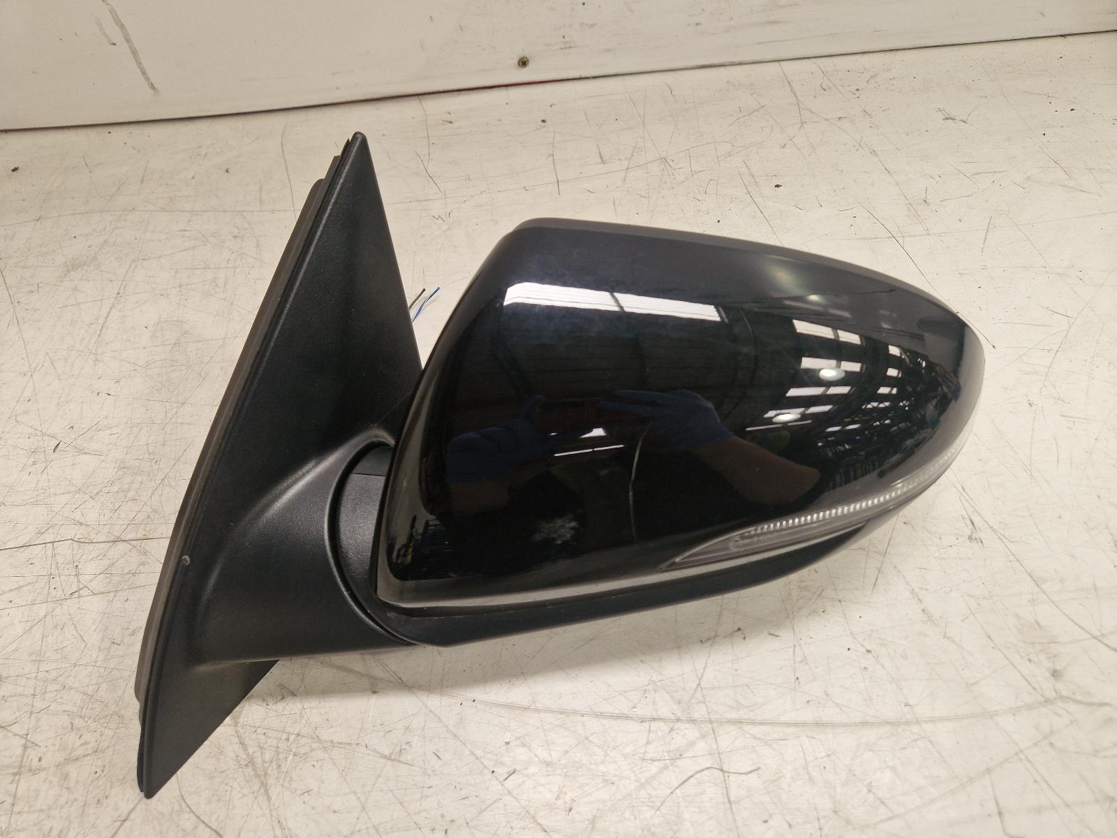 View Auto part L Door Mirror Hyundai I30 2020