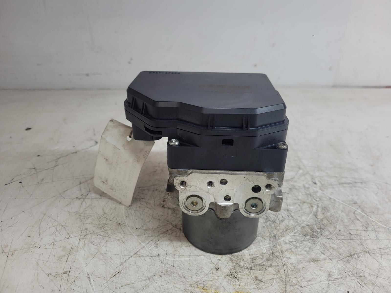 View Auto part ABS Pump/Modulator Lexus Is Series 2010