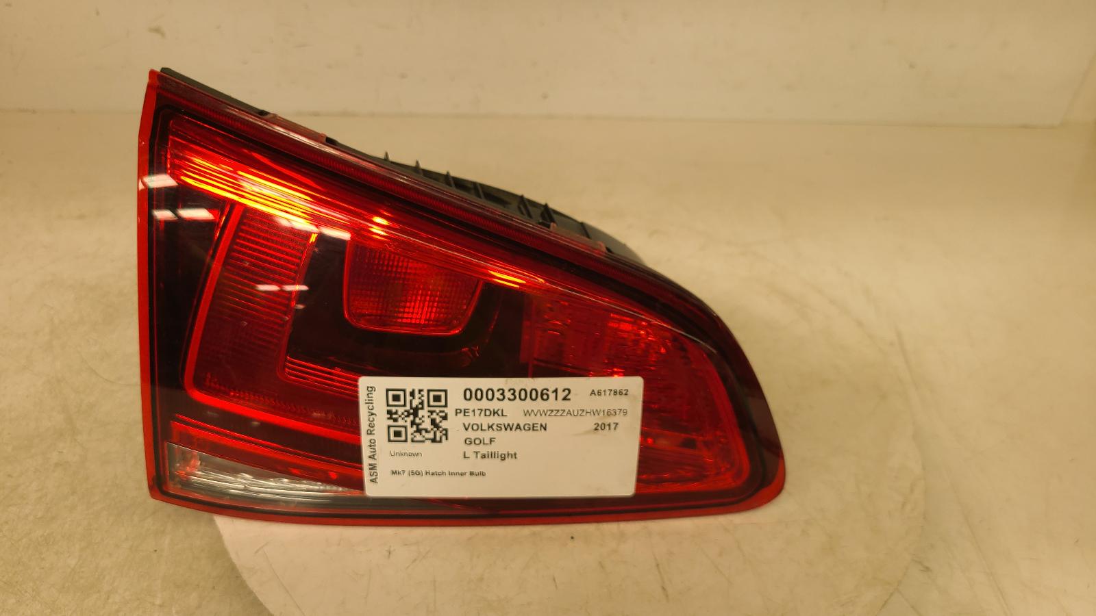 View Auto part L Taillight Volkswagen Golf 2017