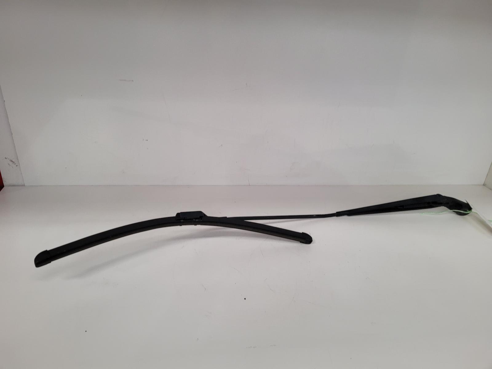 View Auto part Wiper Arm Volkswagen Polo 2008