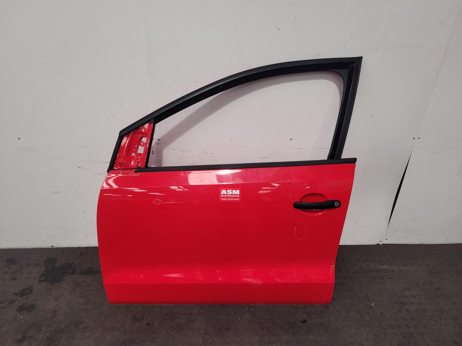 View Auto part L Front Door Volkswagen Polo 2013