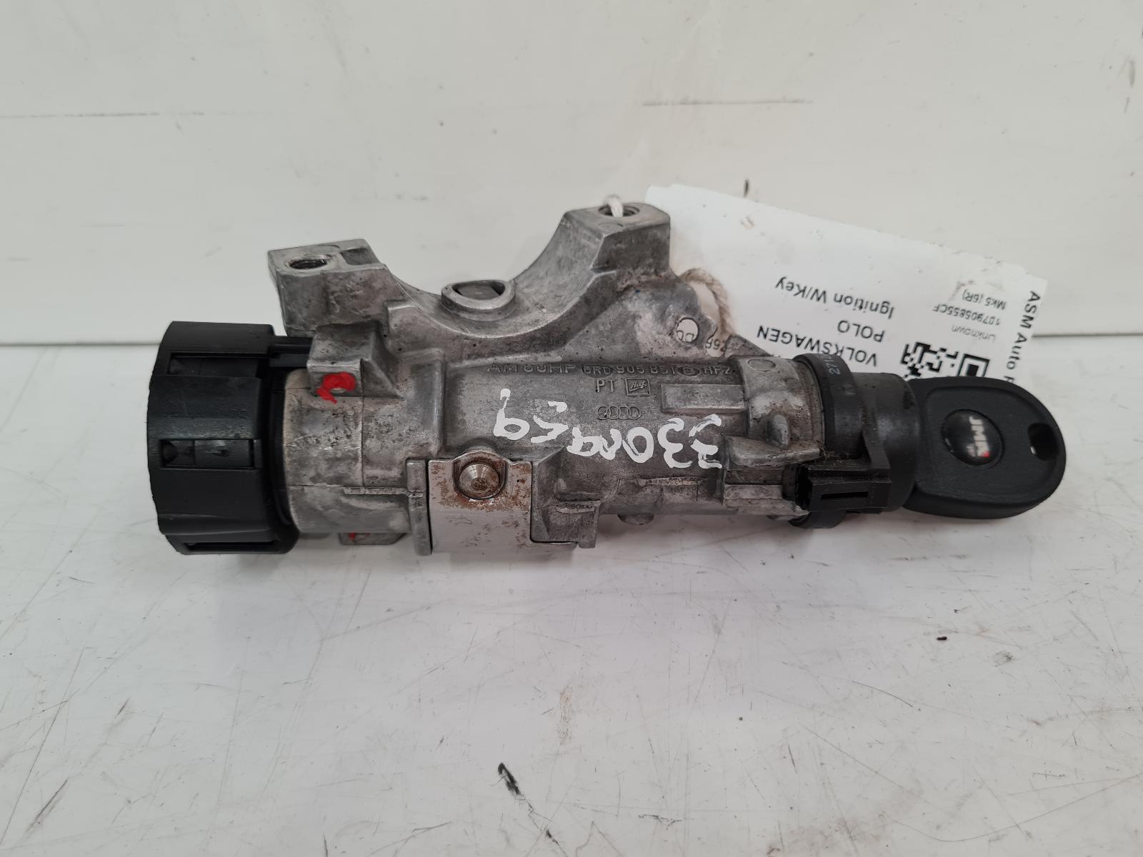 View Auto part Ignition W/Key Volkswagen Polo 2013