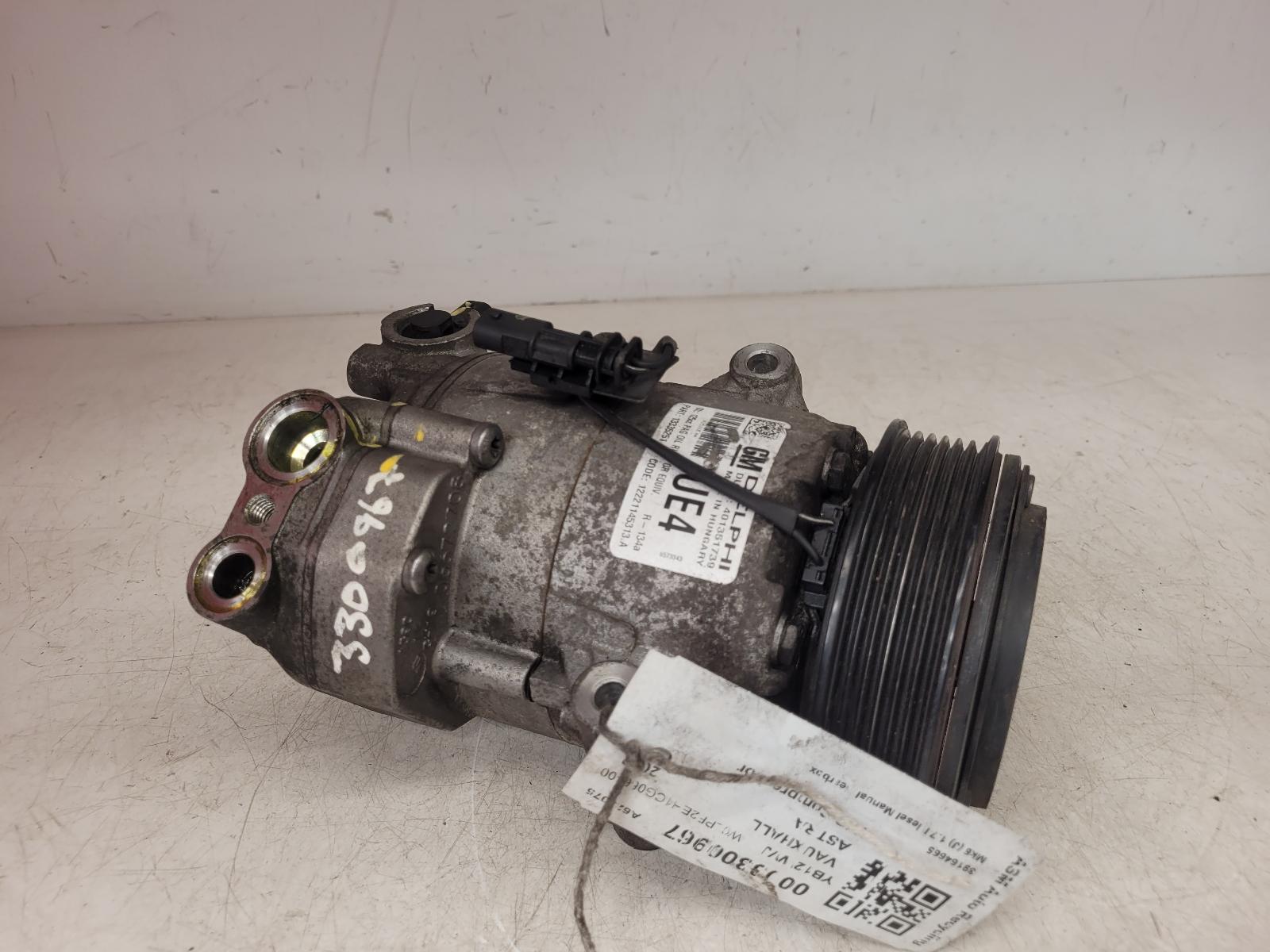 View Auto part Compressor Vauxhall Astra 2012