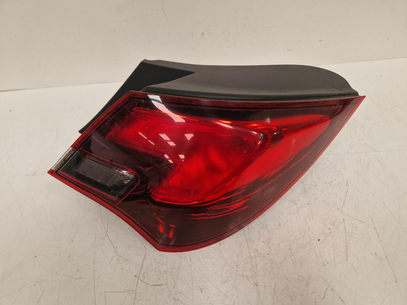 View Auto part R Taillight Vauxhall Astra 2012