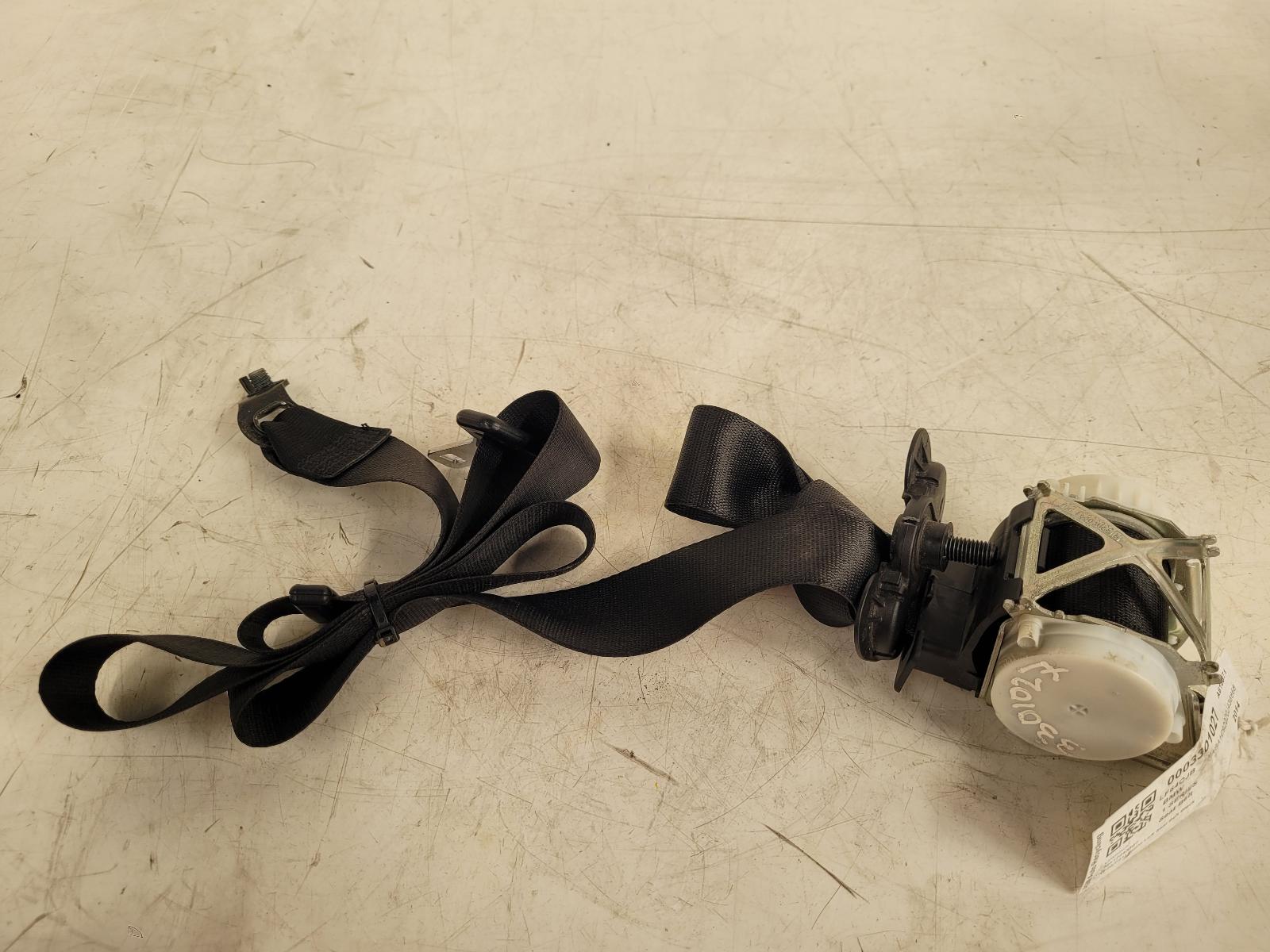 View Auto part Seat Belt Bmw 1 Series 2014