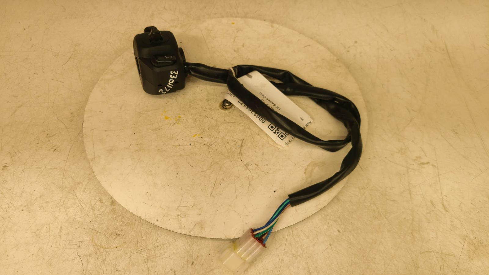 View Auto part LH Switch Gear Keeway Fact X 125 2025