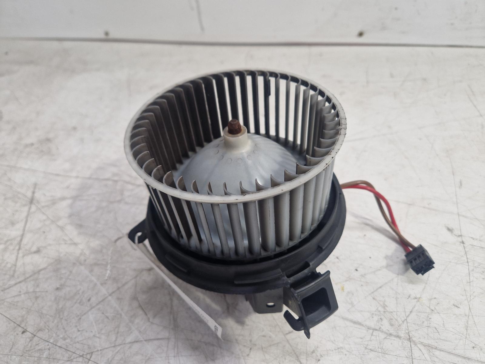 View Auto part Heater Motor/Assembly Mercedes C Class 2012