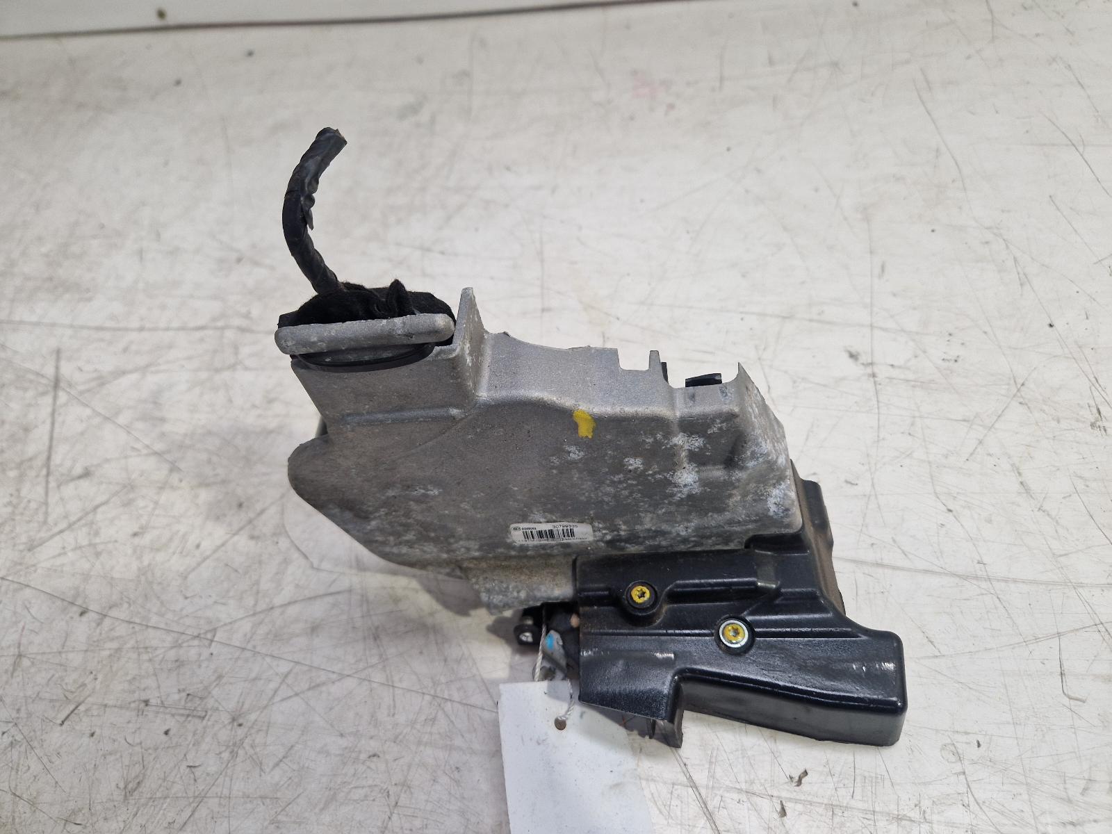 View Auto part Door Lock Assembly Volvo V50 2011