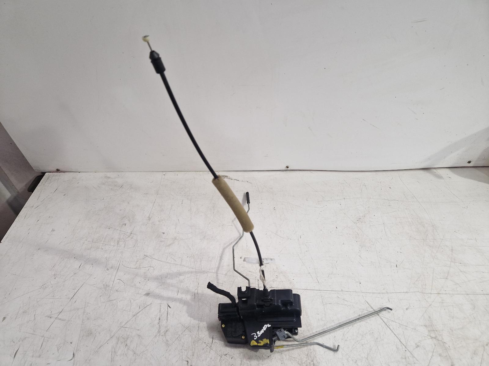View Auto part Door Lock Assembly Vauxhall Antara 2014