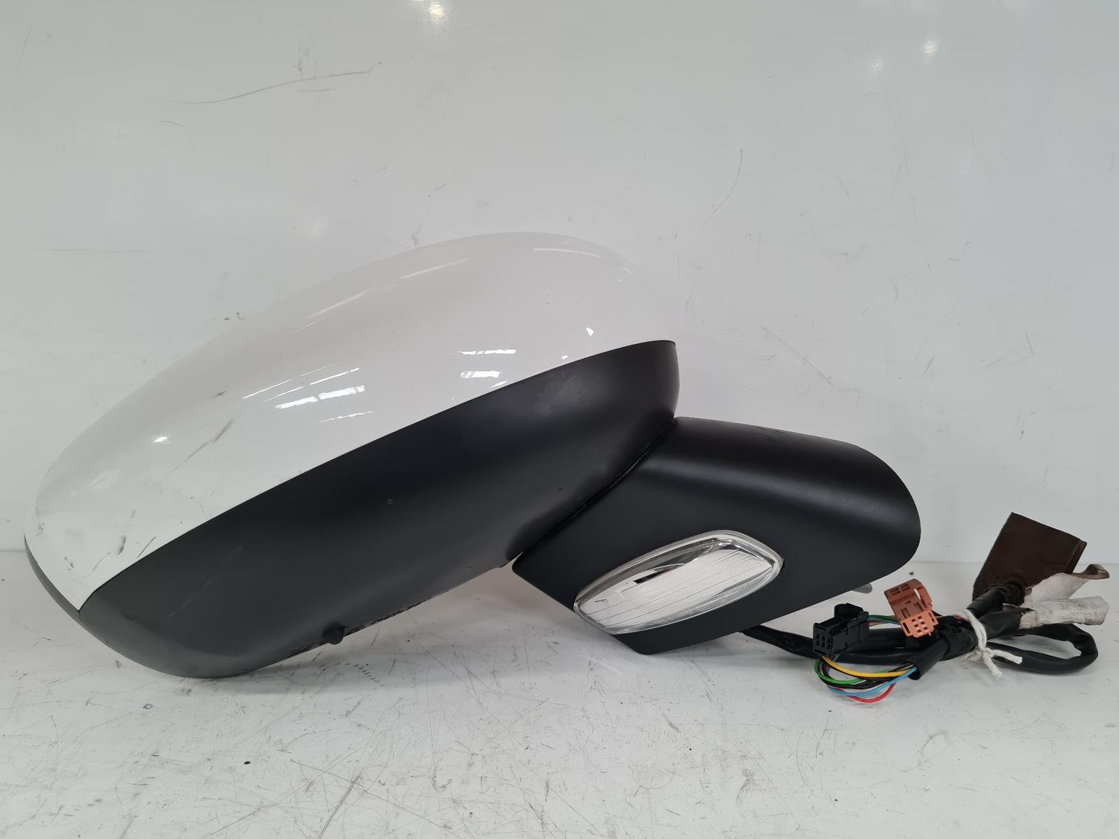 View Auto part R Door Mirror Citroen C3 2012