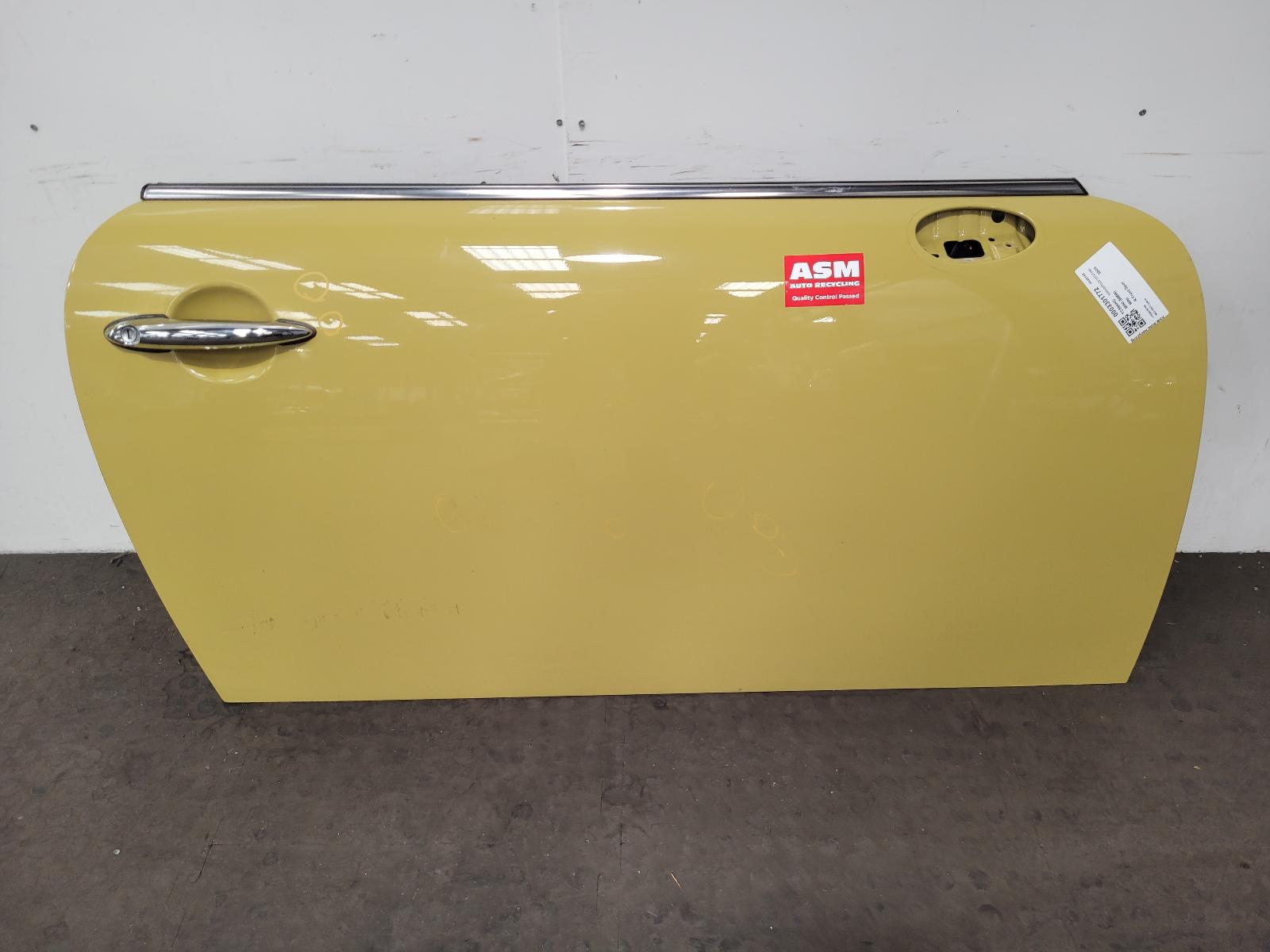 View Auto part R Front Door Mini (bmw) Mini 2009