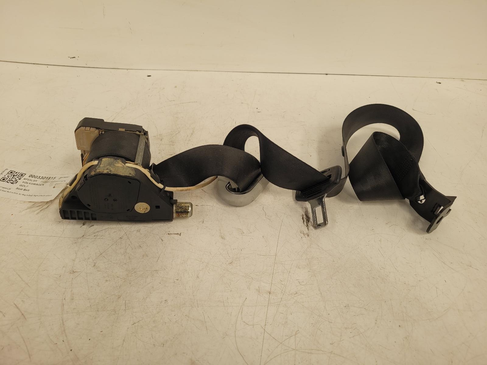 View Auto part Seat Belt Volkswagen Golf 2003