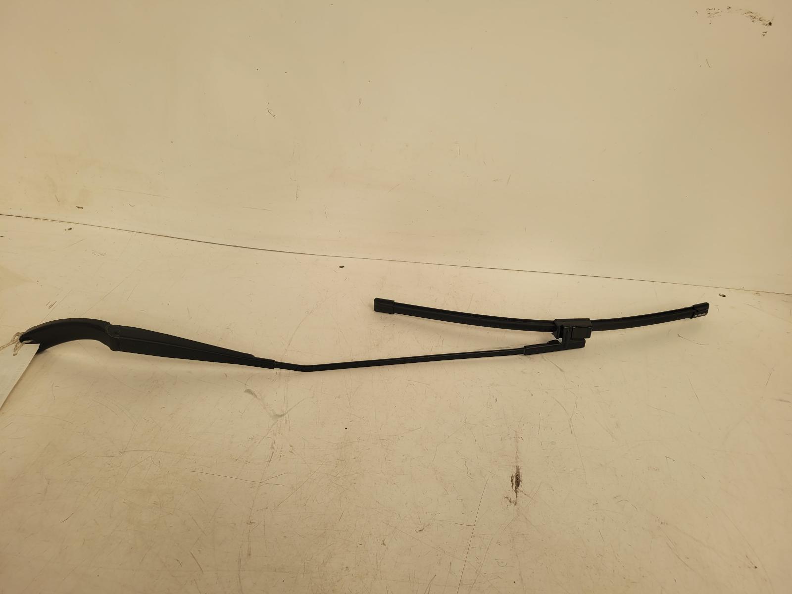 View Auto part Wiper Arm Volkswagen Golf 2003