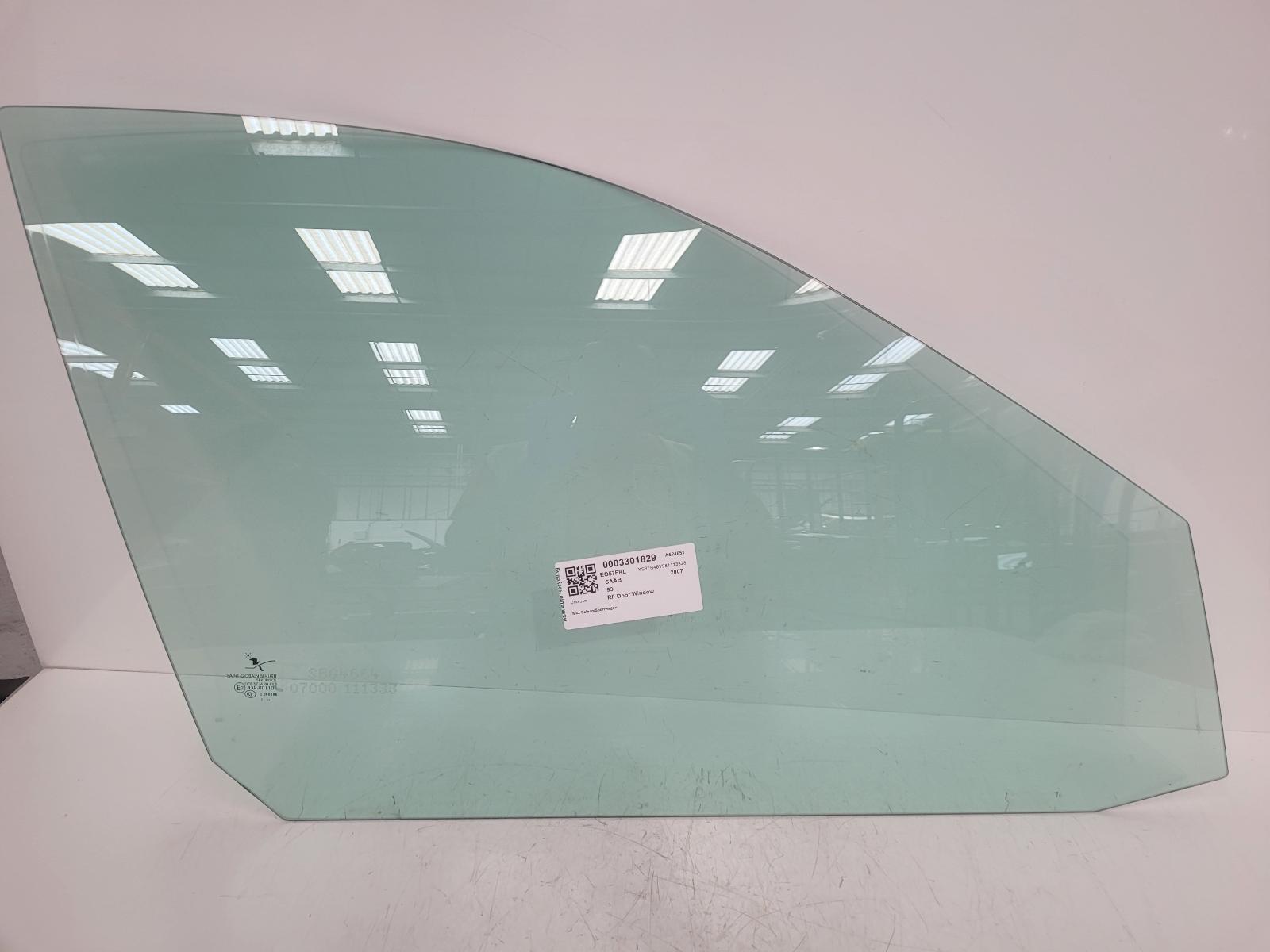 View Auto part RF Door Window Saab 93 2007